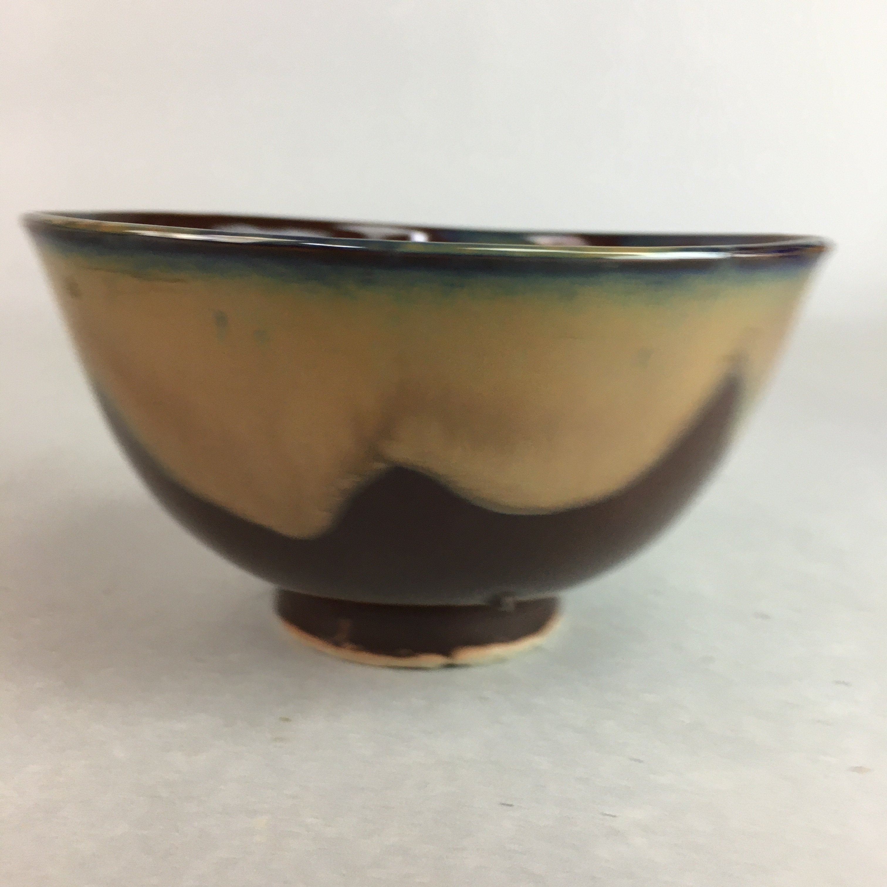 Japanese Porcelain Rice Bowl Vtg Chawan Brown Shiny Smooth Flowing Glaze PP296