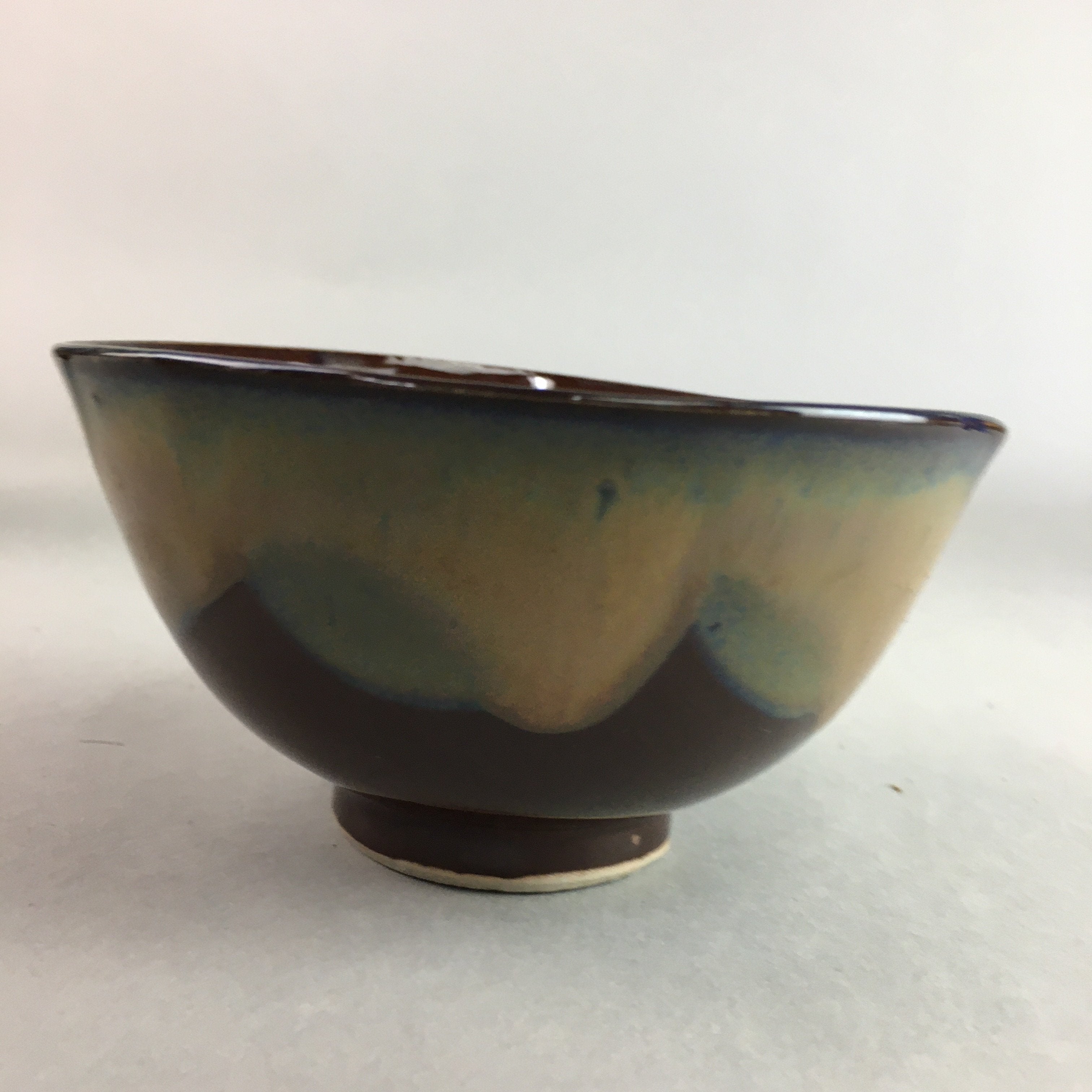 Japanese Porcelain Rice Bowl Vtg Chawan Brown Shiny Smooth Flowing Glaze PP298