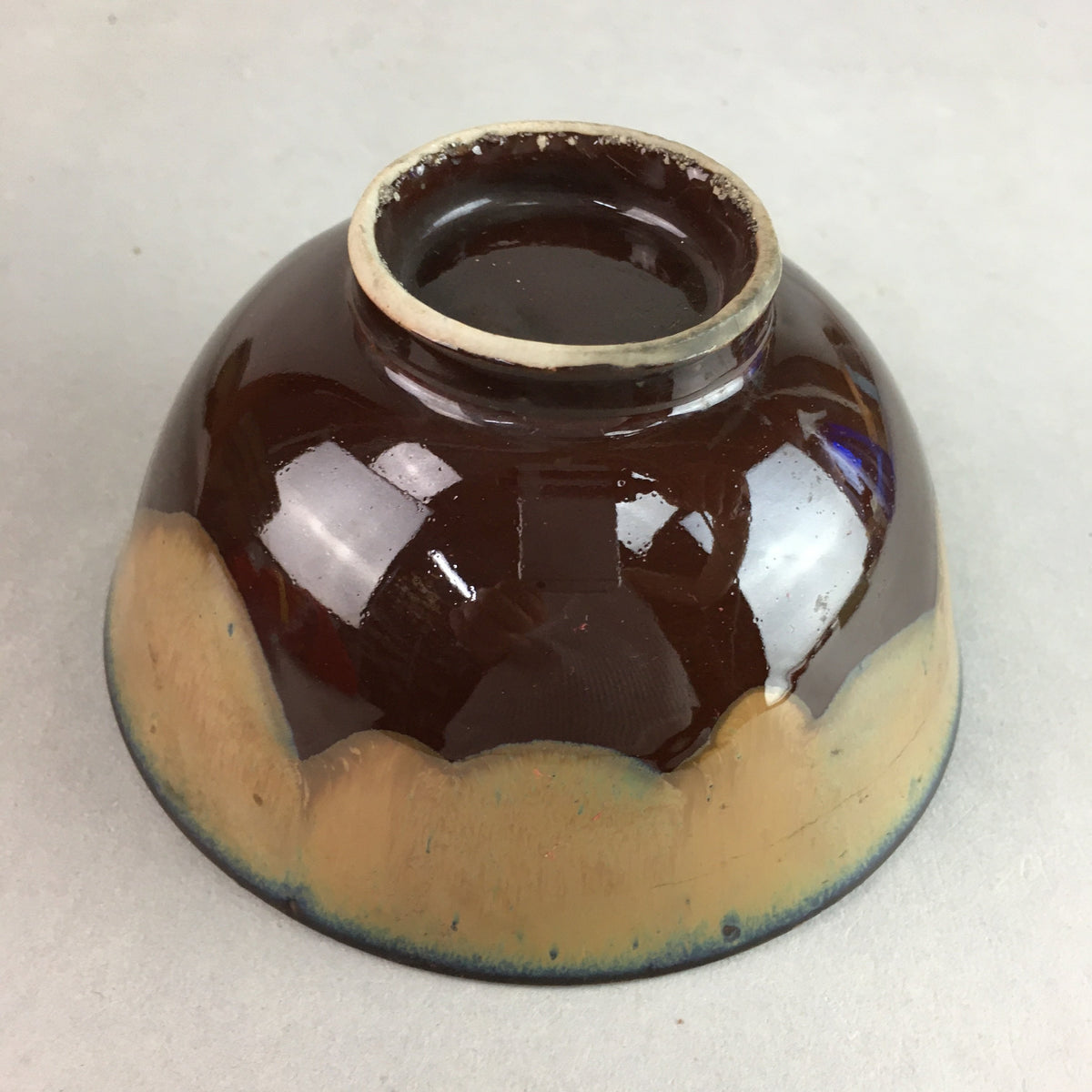 Japanese Porcelain Rice Bowl Vtg Chawan Brown Shiny Smooth Flowing Glaze PP303