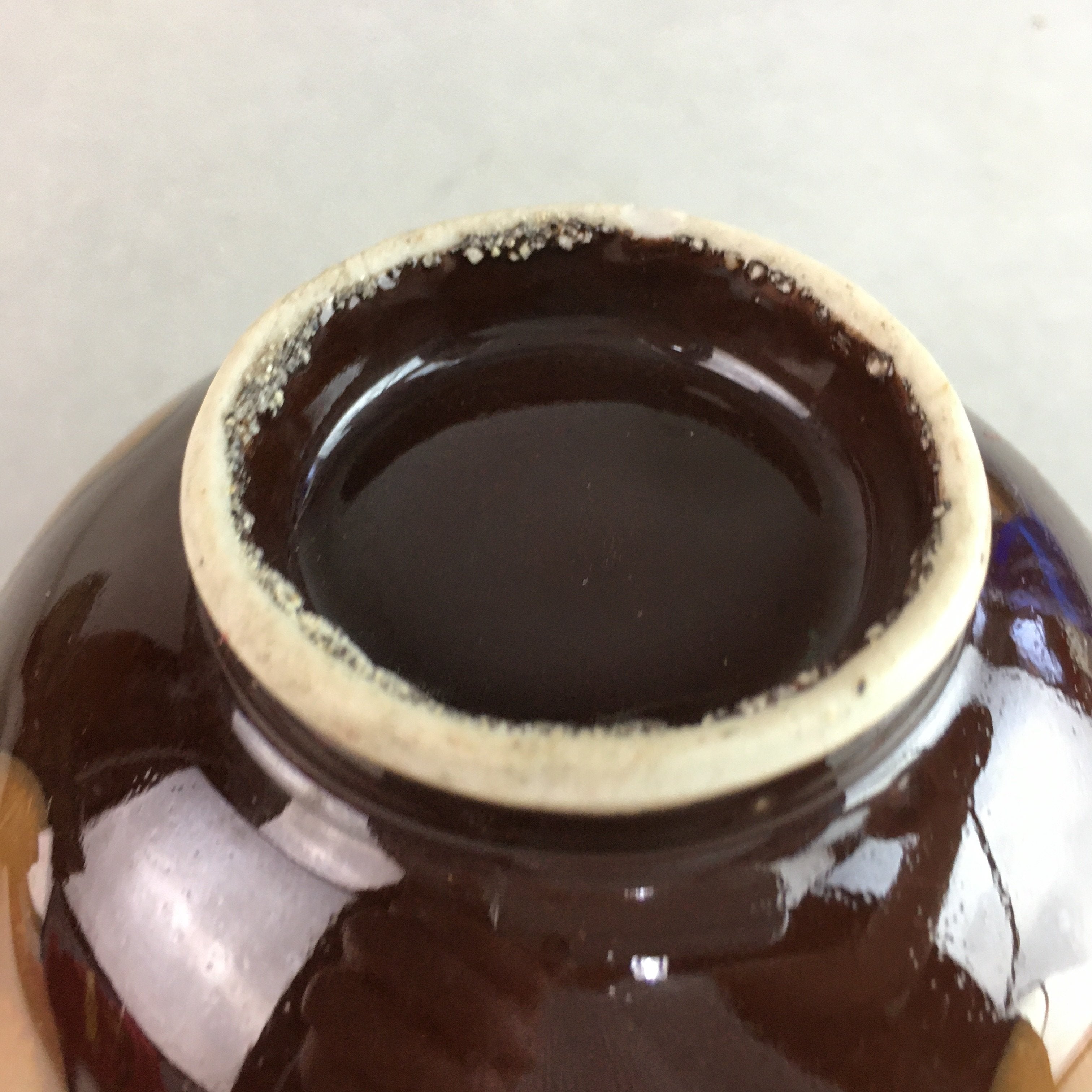 Japanese Porcelain Rice Bowl Vtg Chawan Brown Shiny Smooth Flowing Glaze PP304