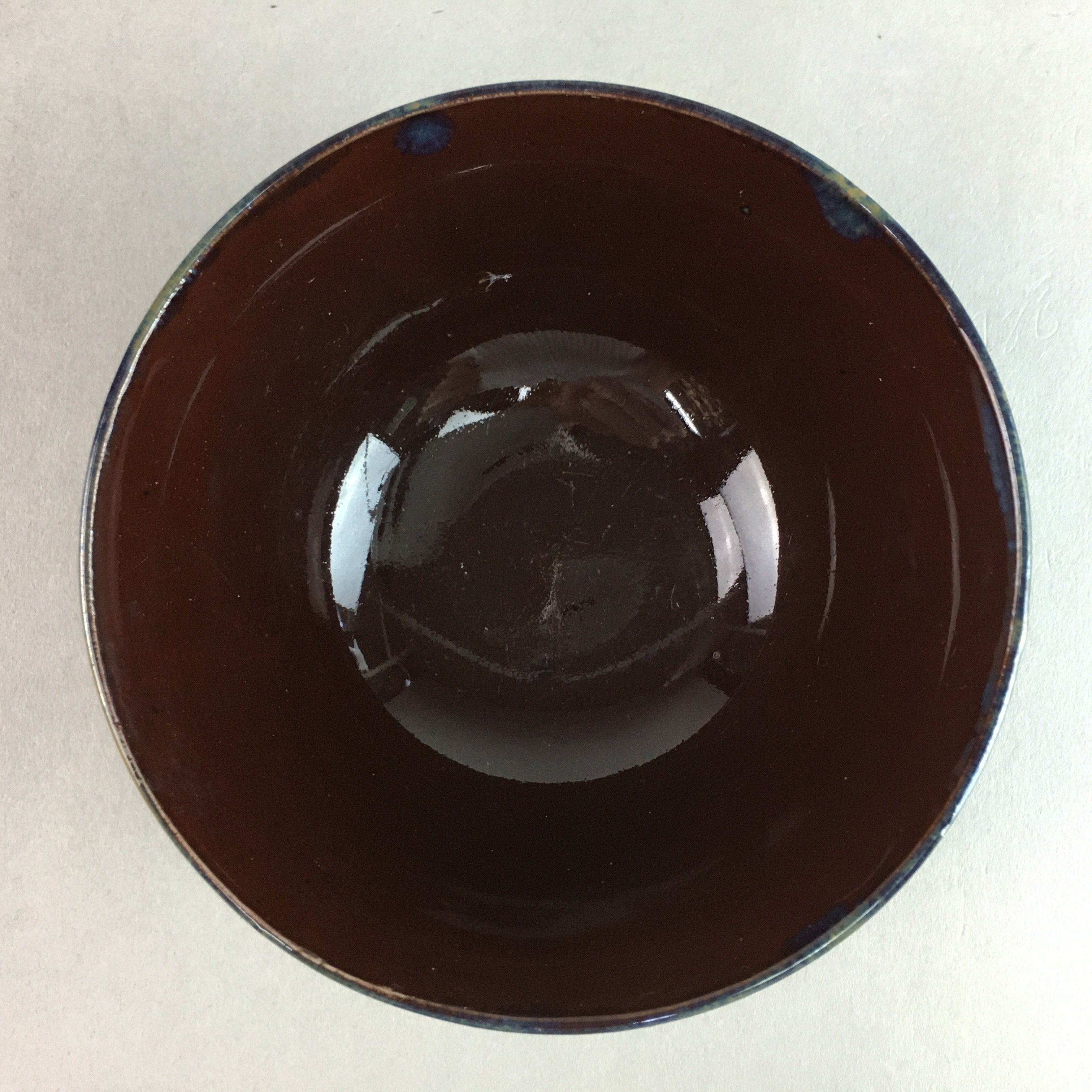 Japanese Porcelain Rice Bowl Vtg Chawan Brown Shiny Smooth Flowing Glaze PP305