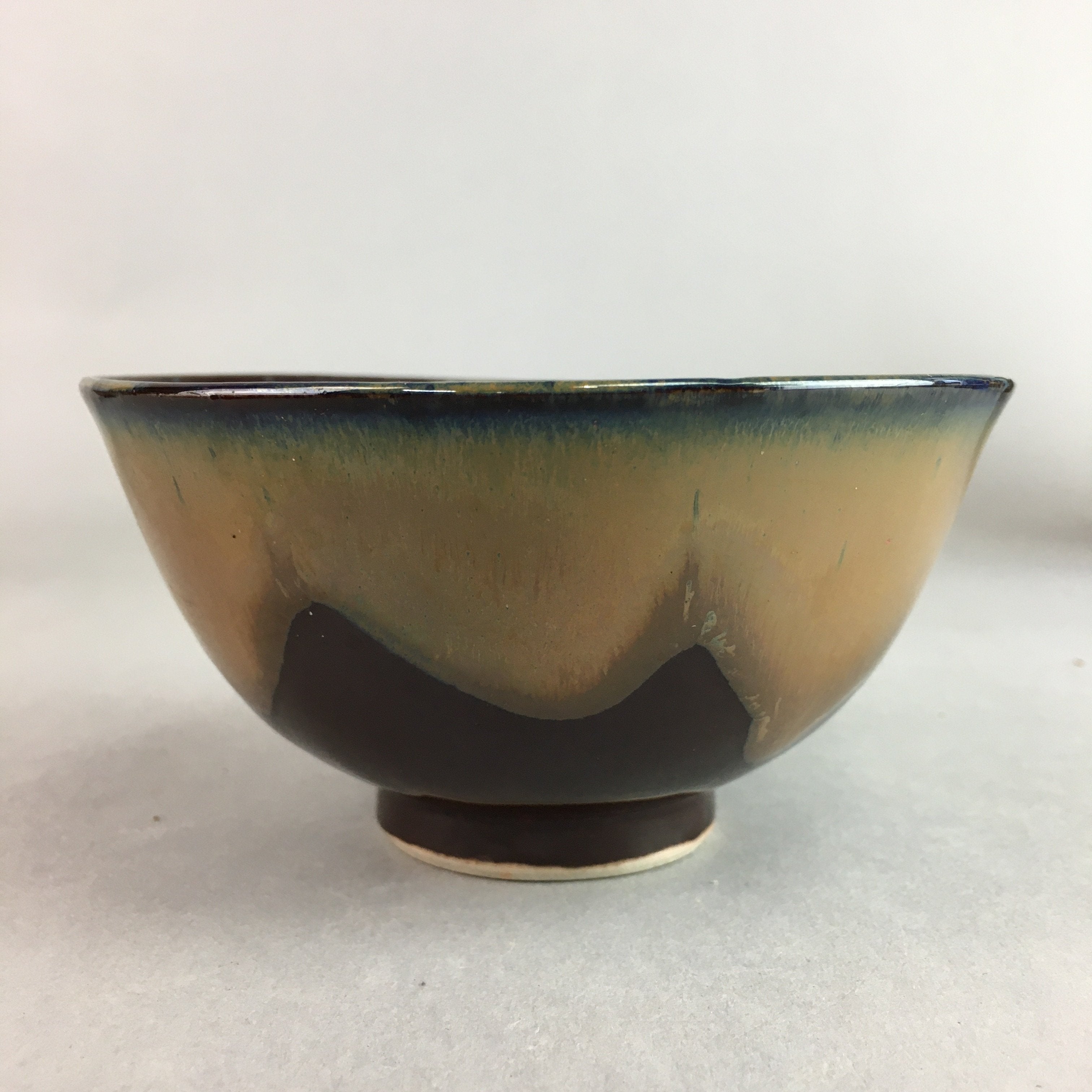 Japanese Porcelain Rice Bowl Vtg Chawan Brown Shiny Smooth Flowing Glaze PP307