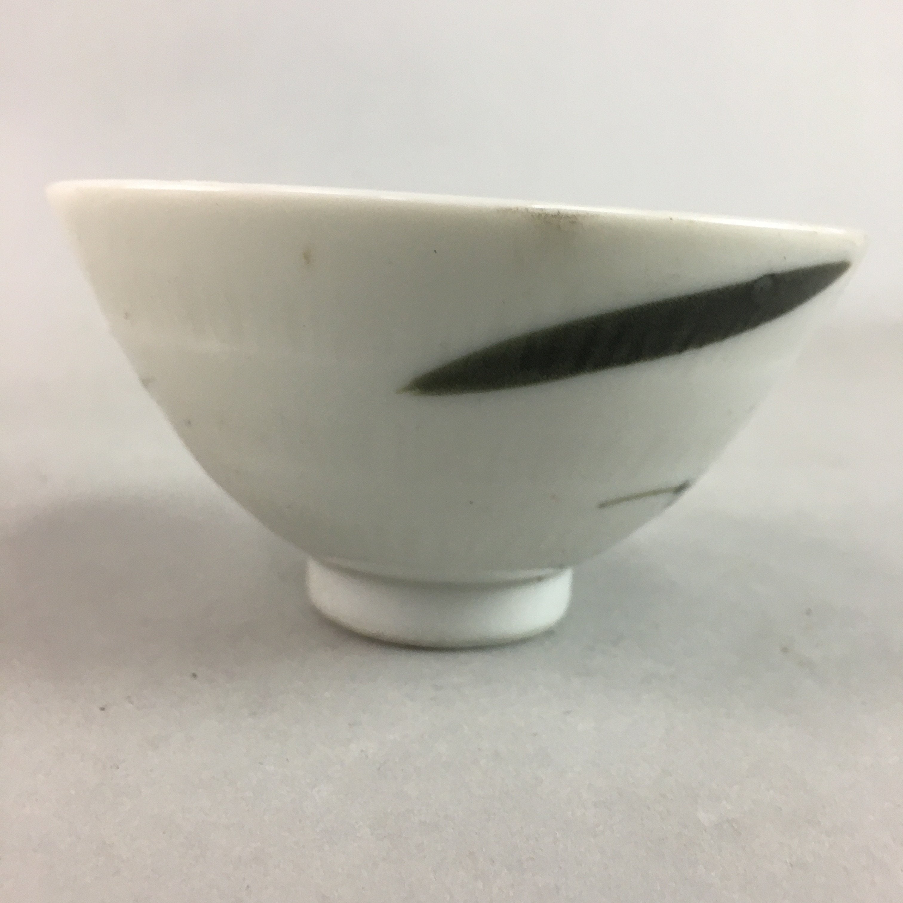 Japanese Porcelain Rice Bowl Vtg Chawan Red Black Flower Leaf PP220