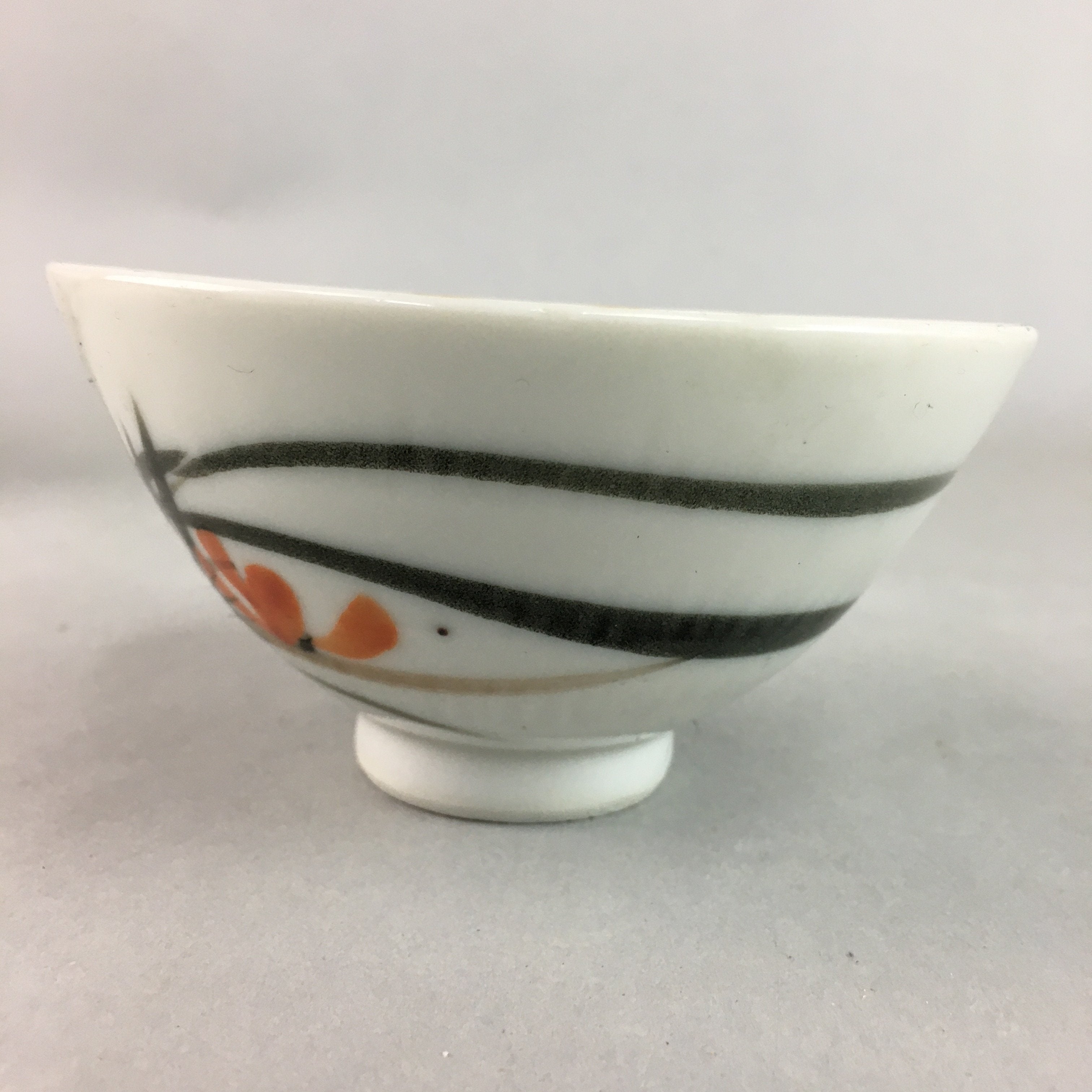 Japanese Porcelain Rice Bowl Vtg Chawan Red Black Flower Leaf PP229
