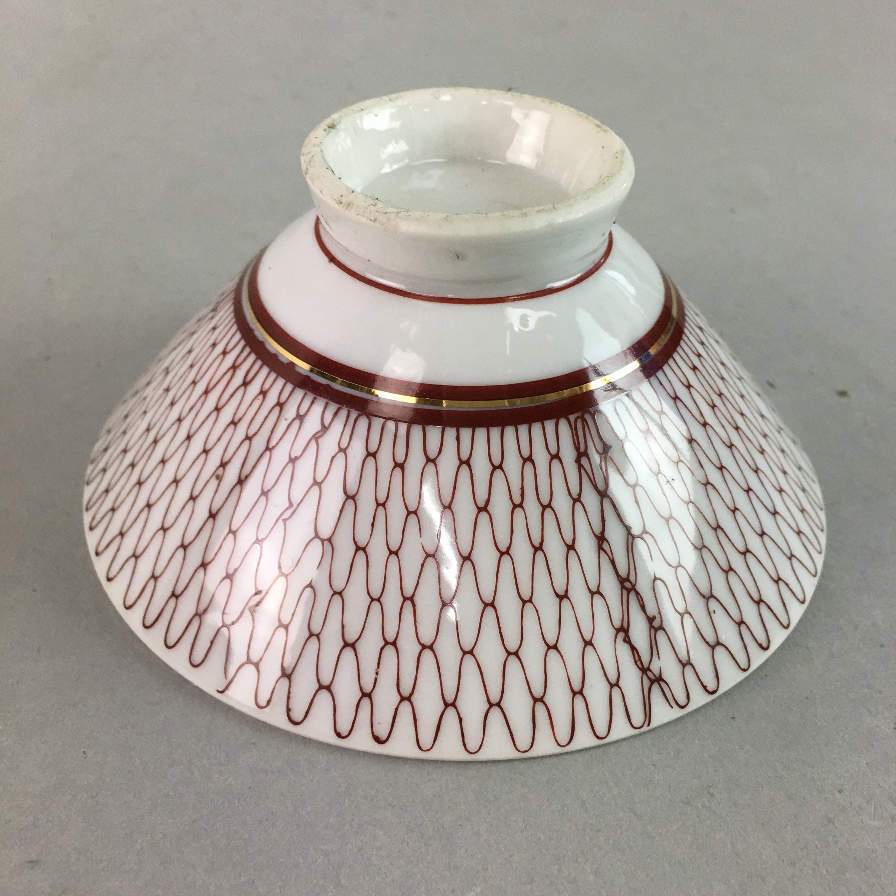 Japanese Porcelain Rice Bowl Vtg Chawan Red Geometric Net Pattern PP183