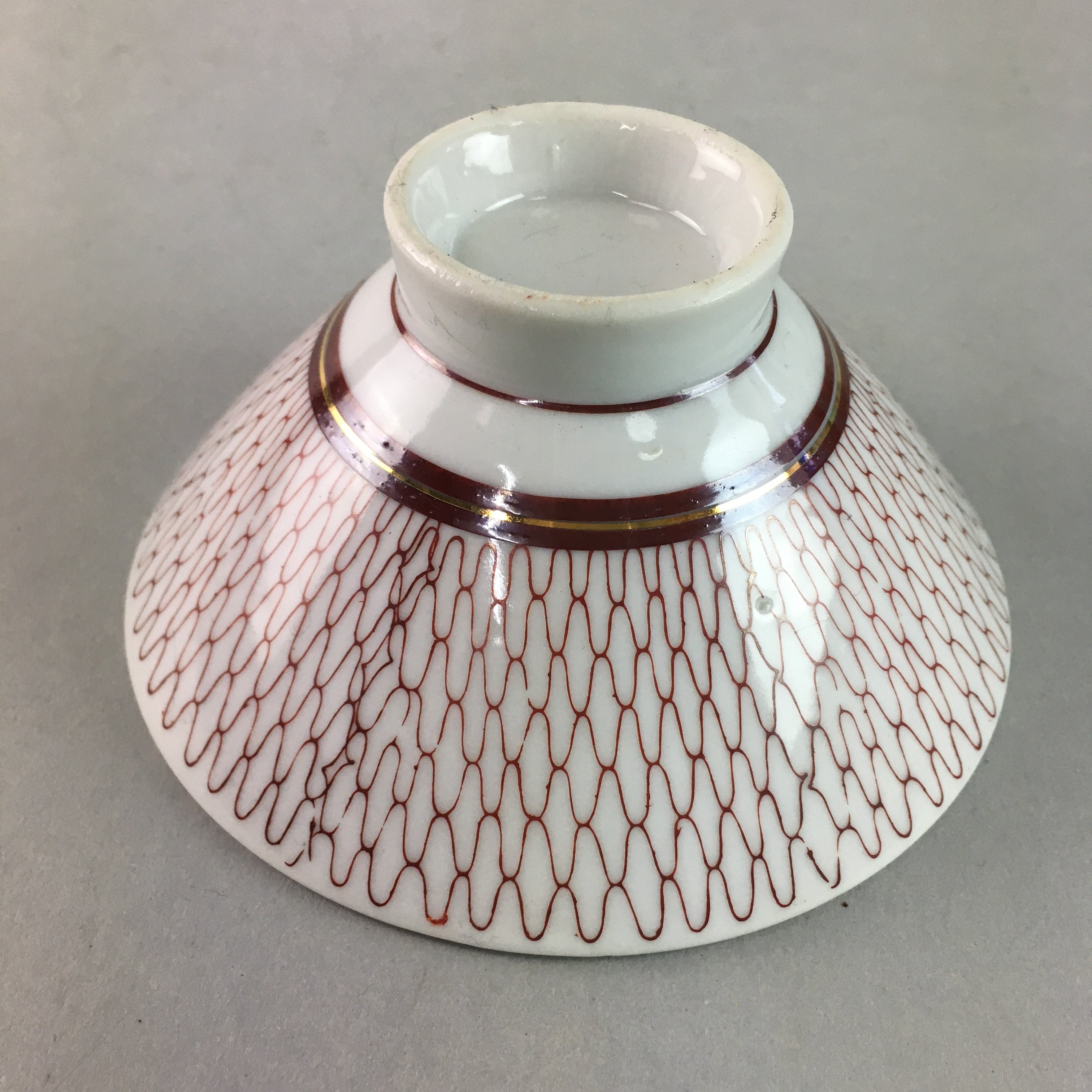 Japanese Porcelain Rice Bowl Vtg Chawan Red Geometric Net Pattern PP192