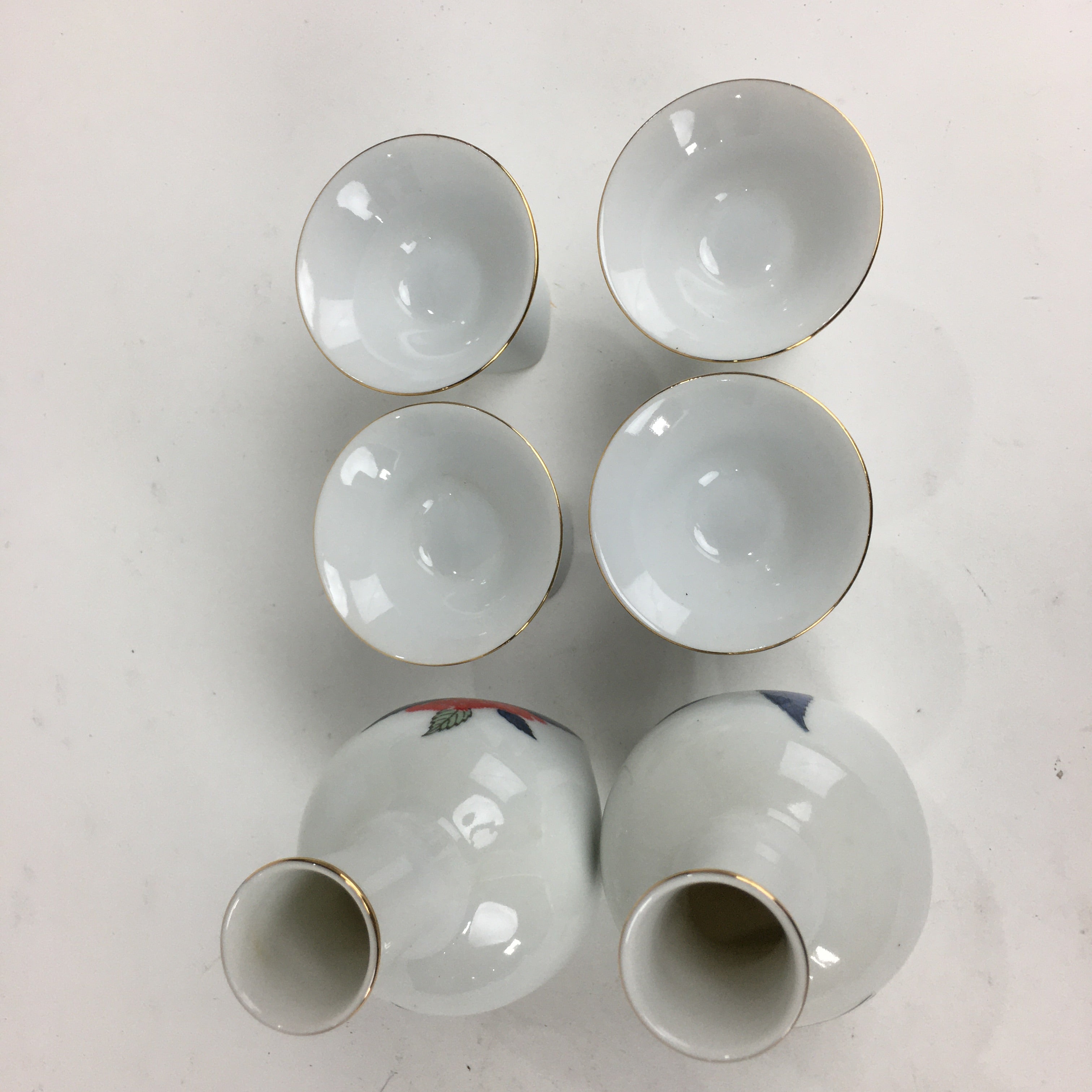 Japanese Porcelain Sake Bottle Cup Set Vtg Guinomi Sakezuki Tokkuri White TS326