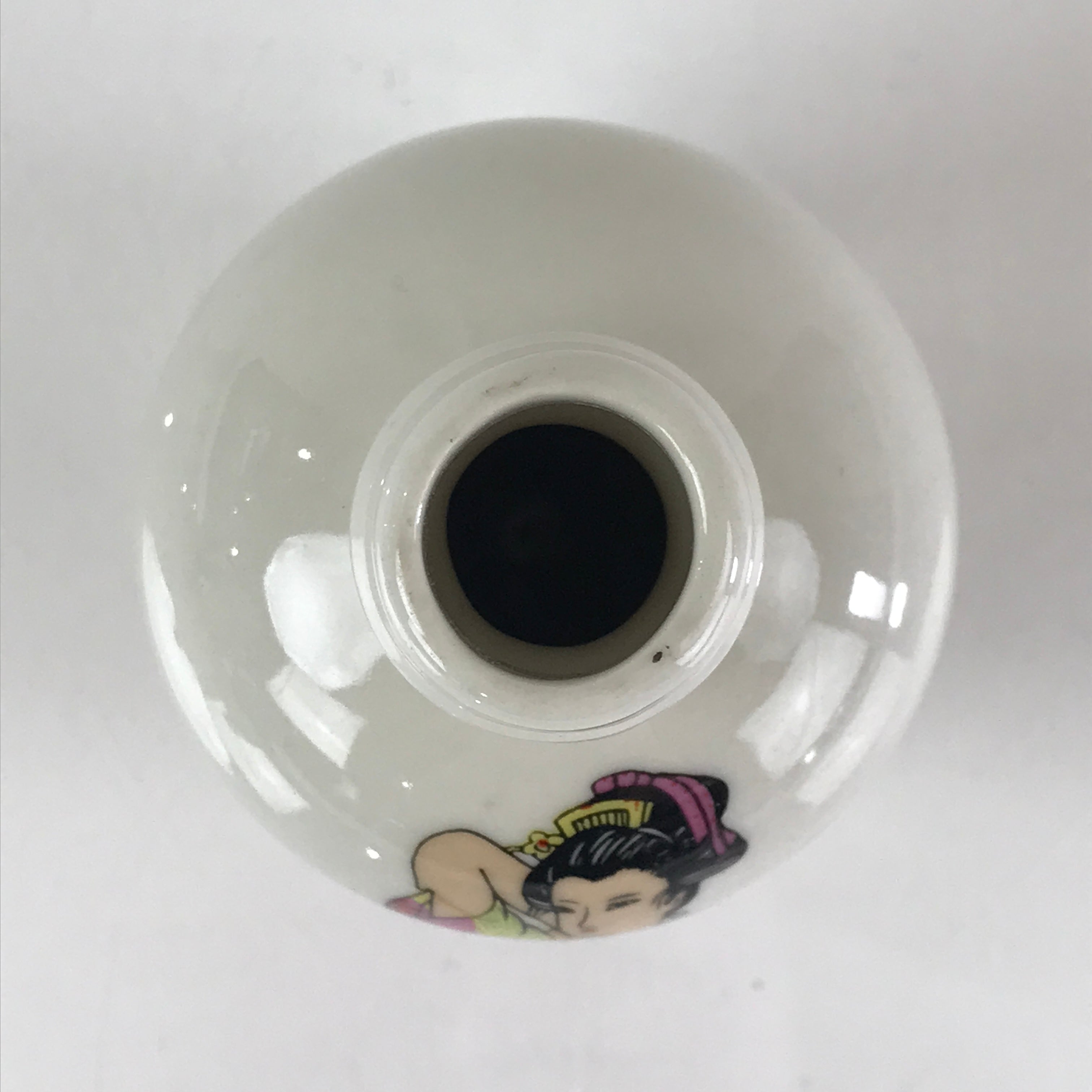 Japanese Porcelain Sake Bottle Pottery Naked Kimono Woman Tokkuri White TS468