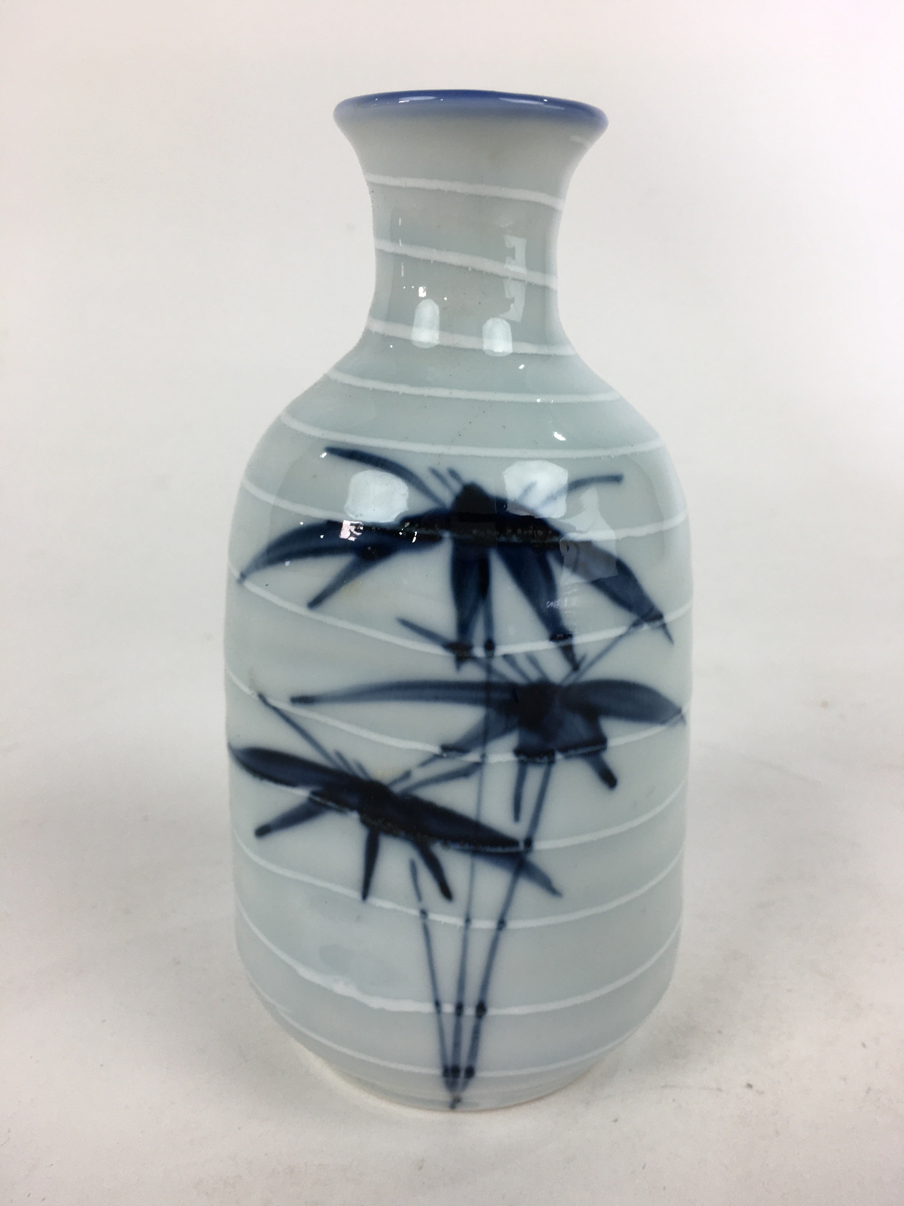 Japanese Porcelain Sake Bottle Vtg Blue Bamboo Dimple Design Tokkuri TS358