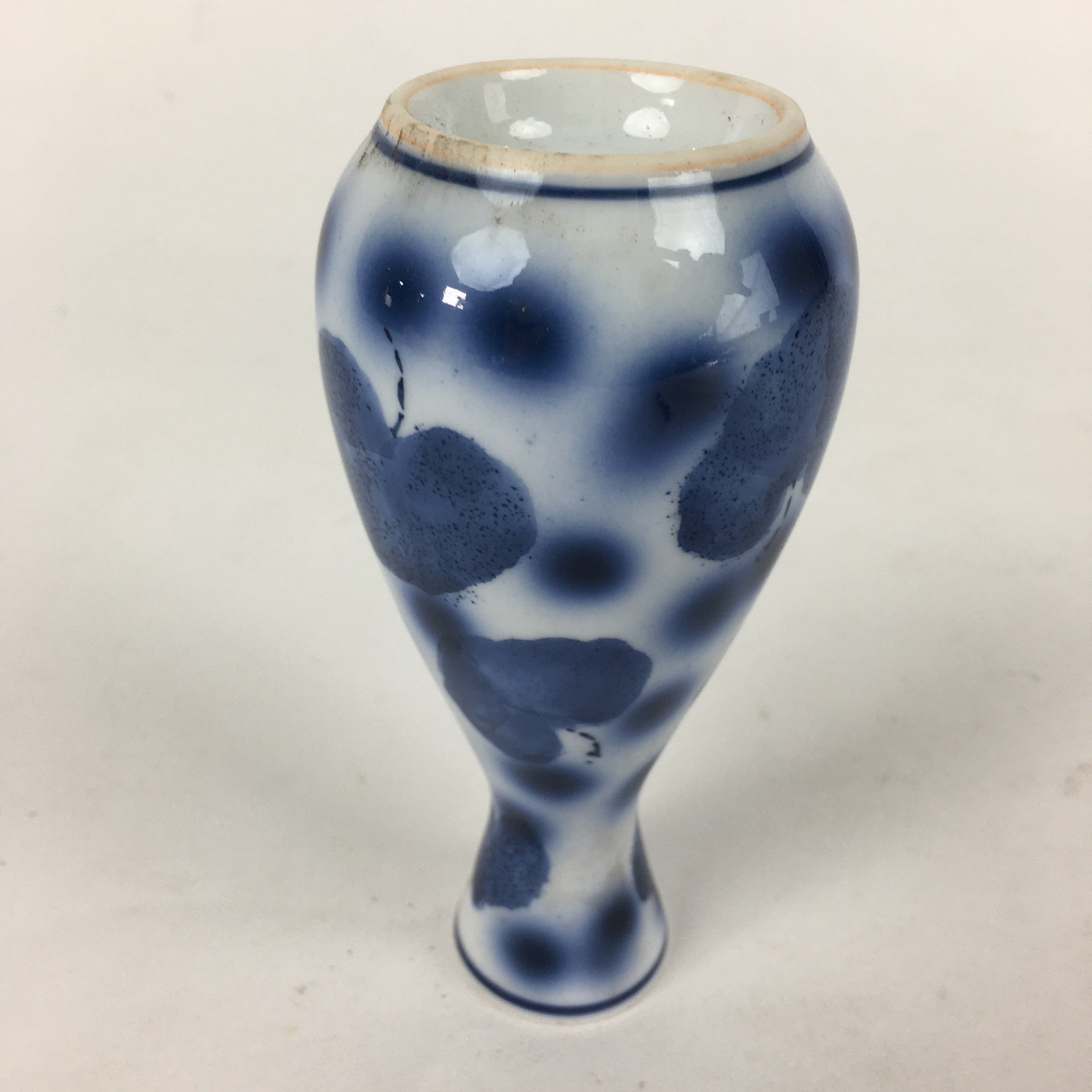 Japanese Porcelain Sake Bottle Vtg Blue Leaf Pattern Design Tokkuri TS381