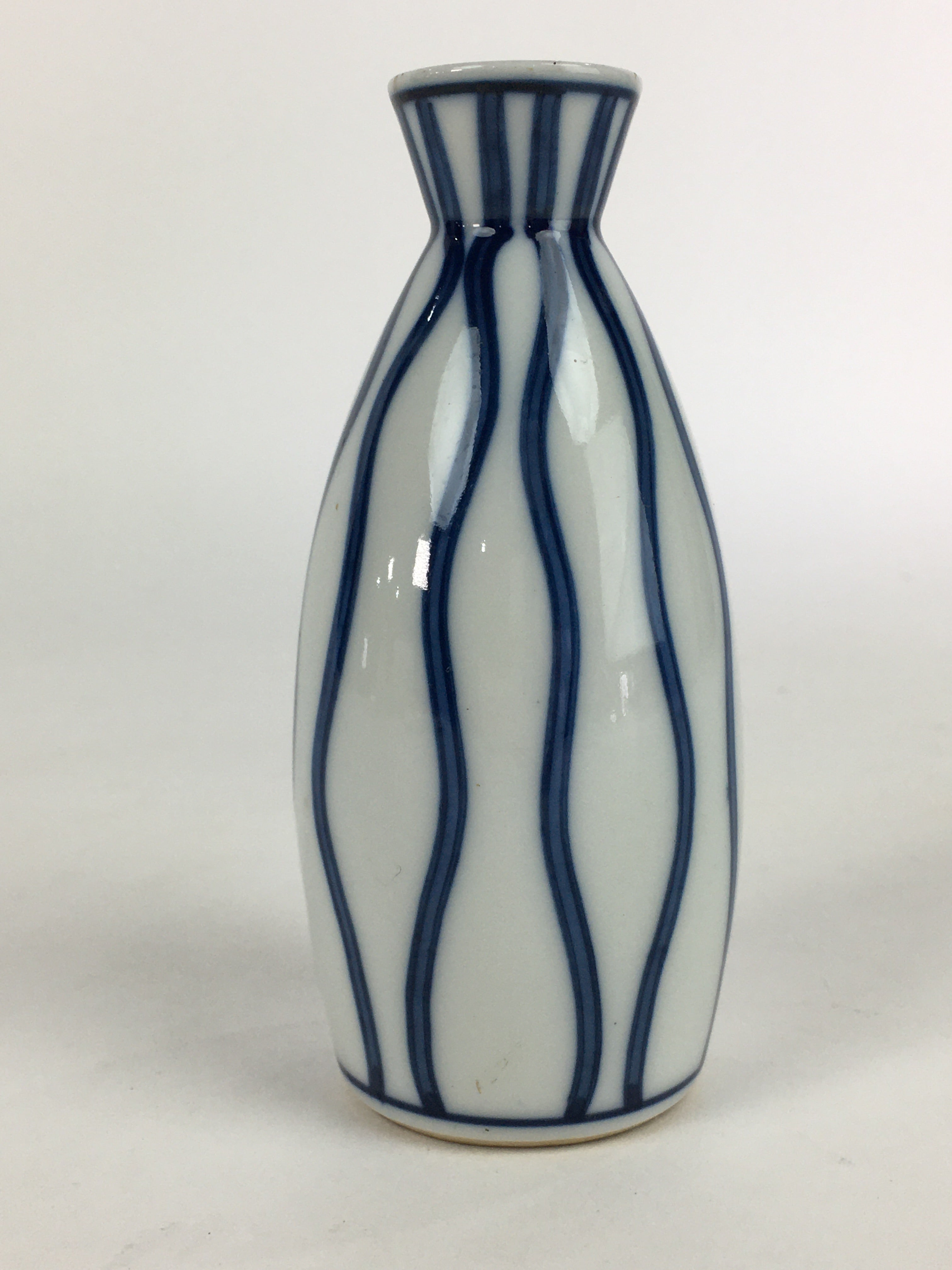 Japanese Porcelain Sake Bottle Vtg Blue Lines Design Tokkuri White TS393