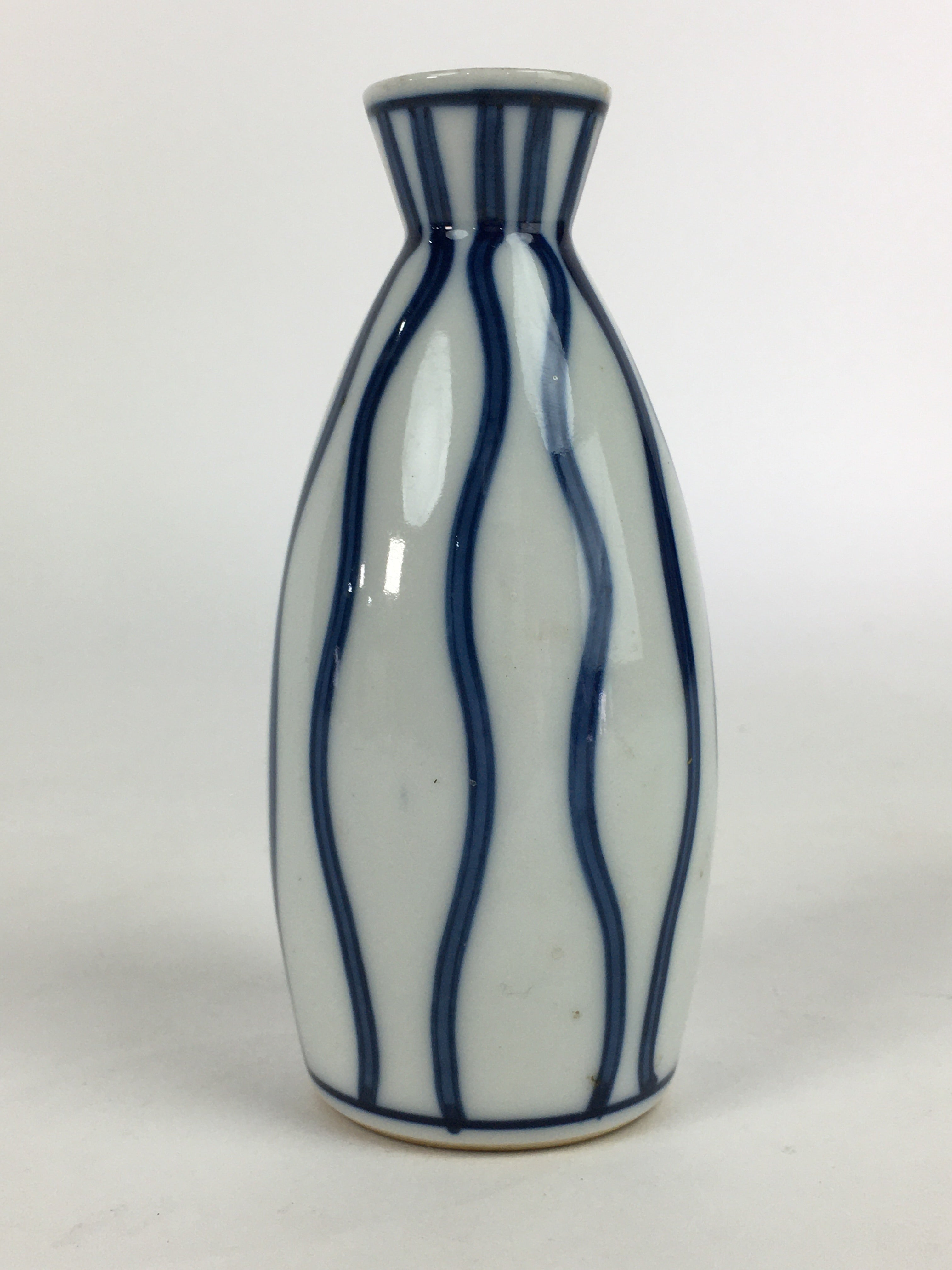 Japanese Porcelain Sake Bottle Vtg Blue Lines Design Tokkuri White TS393