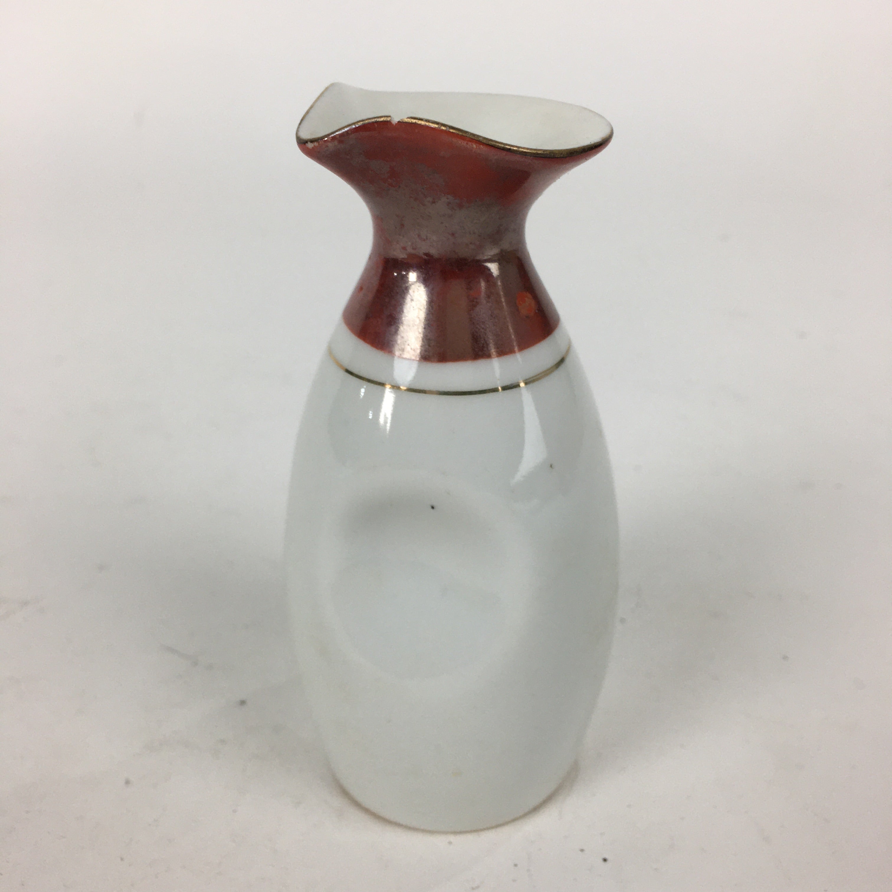 Japanese Porcelain Sake Bottle Vtg Dimple Red Spout White Tokkuri TS331