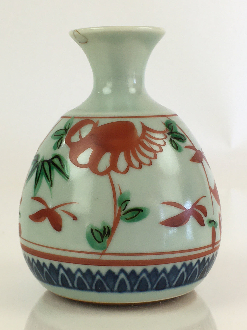 Japanese Porcelain Sake Bottle Vtg Hand-Painted Flower Tokkuri White TS435