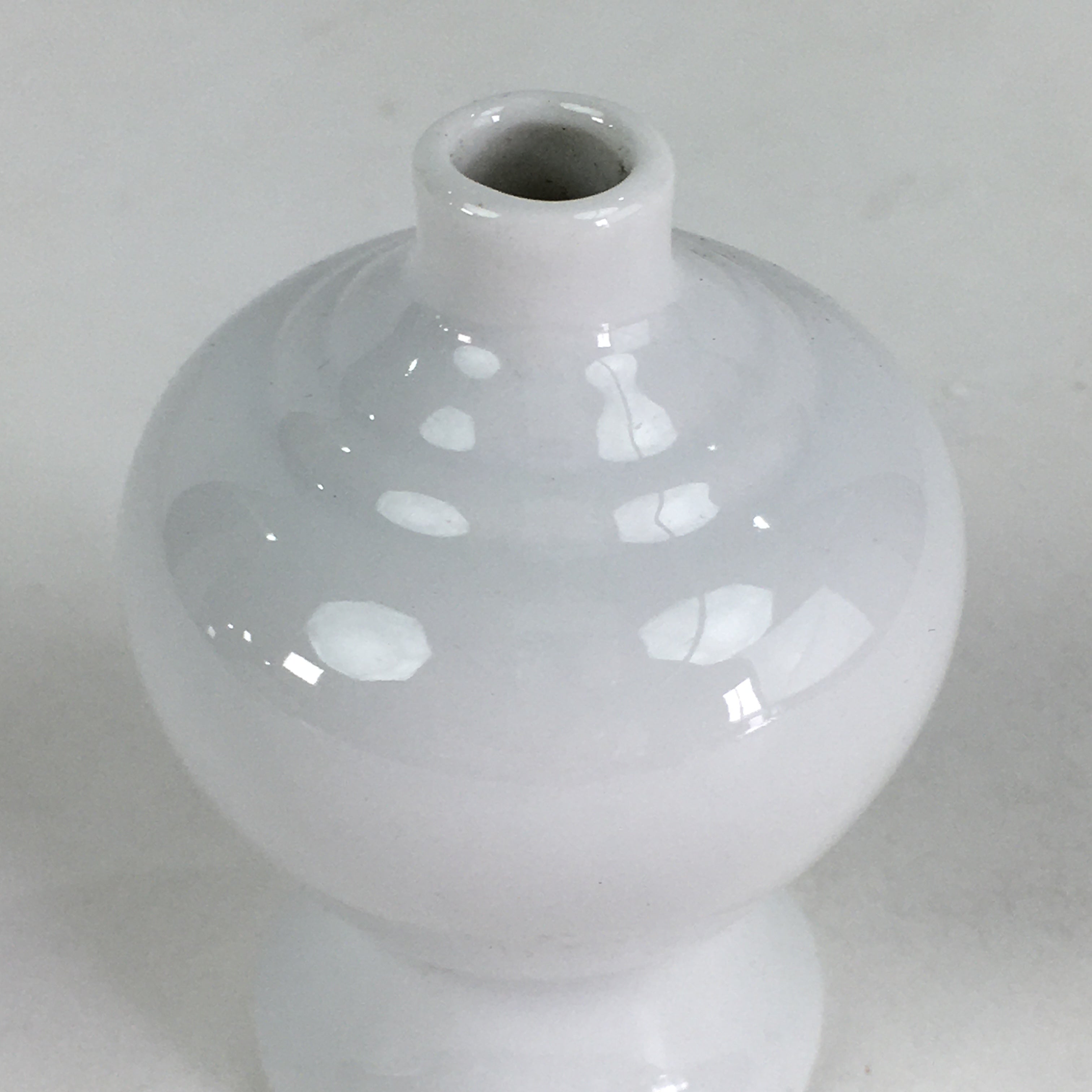Japanese Porcelain Sake Bottle Vtg Kamidana Shinto Shrine Tokkuri White TS400