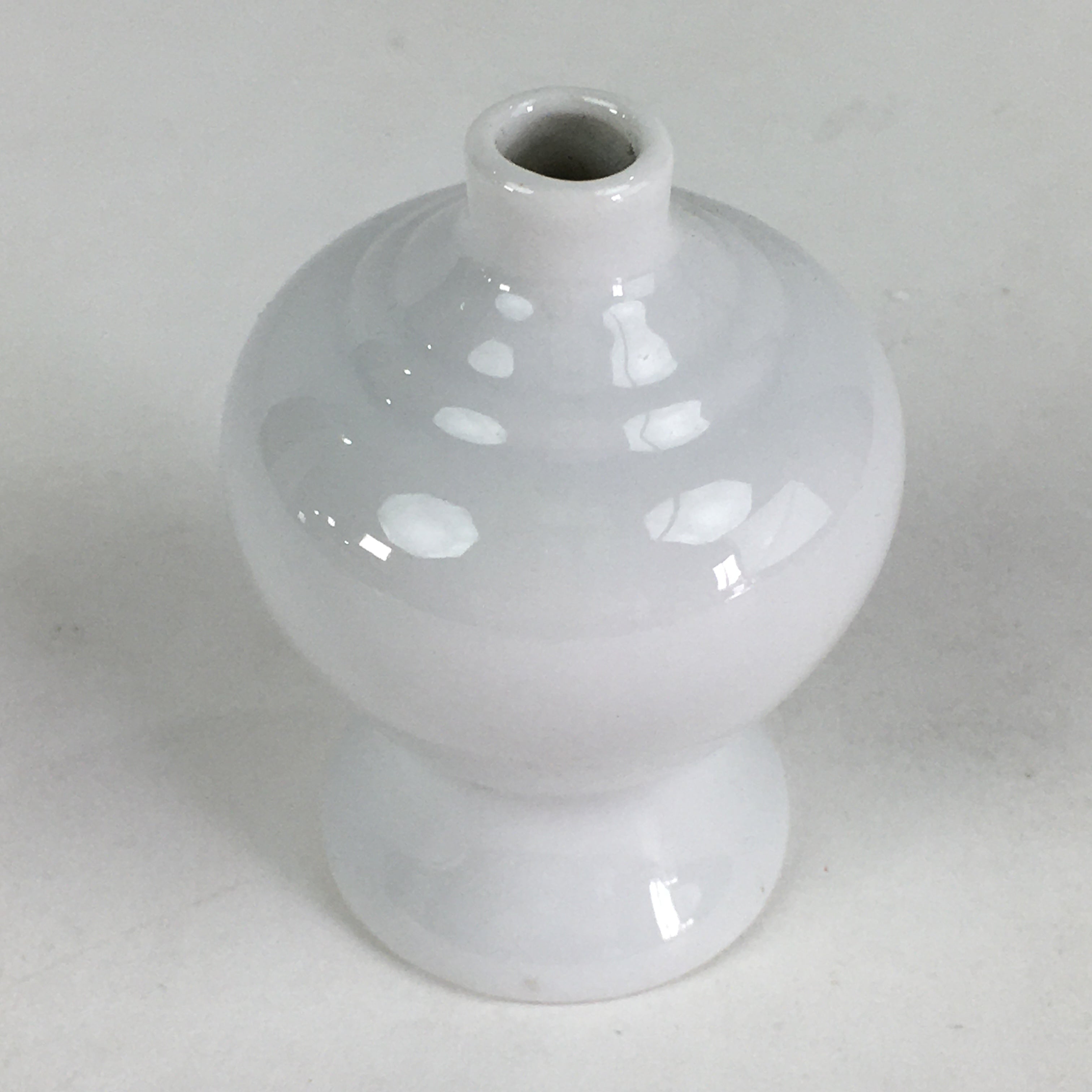 Japanese Porcelain Sake Bottle Vtg Kamidana Shinto Shrine Tokkuri White TS400