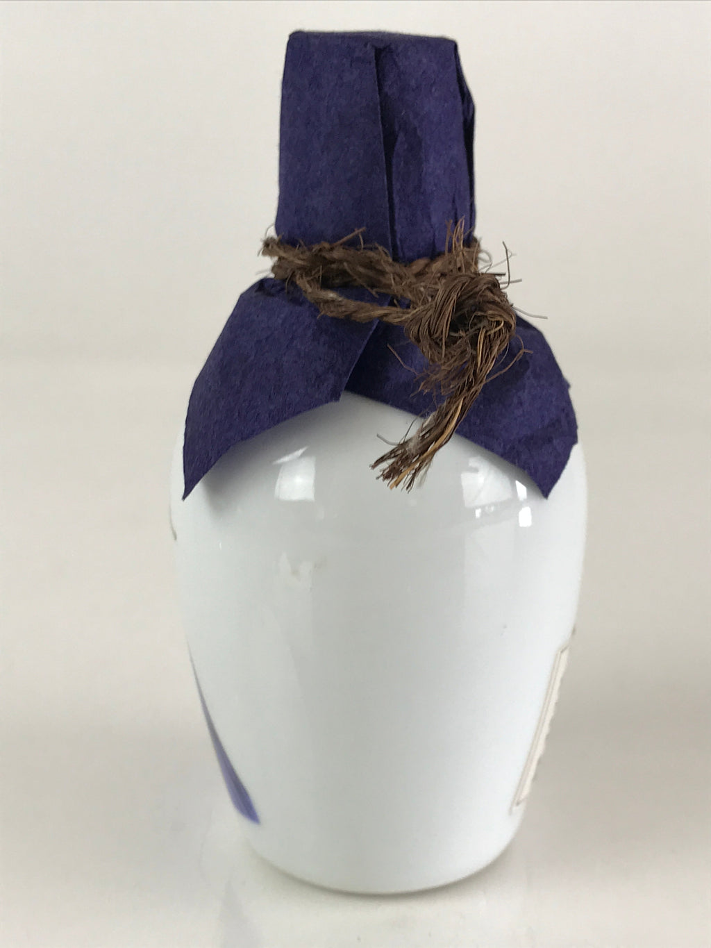Japanese Porcelain Sake Bottle Vtg Pottery Ukiyo-e Geisha Tokkuri White TS466