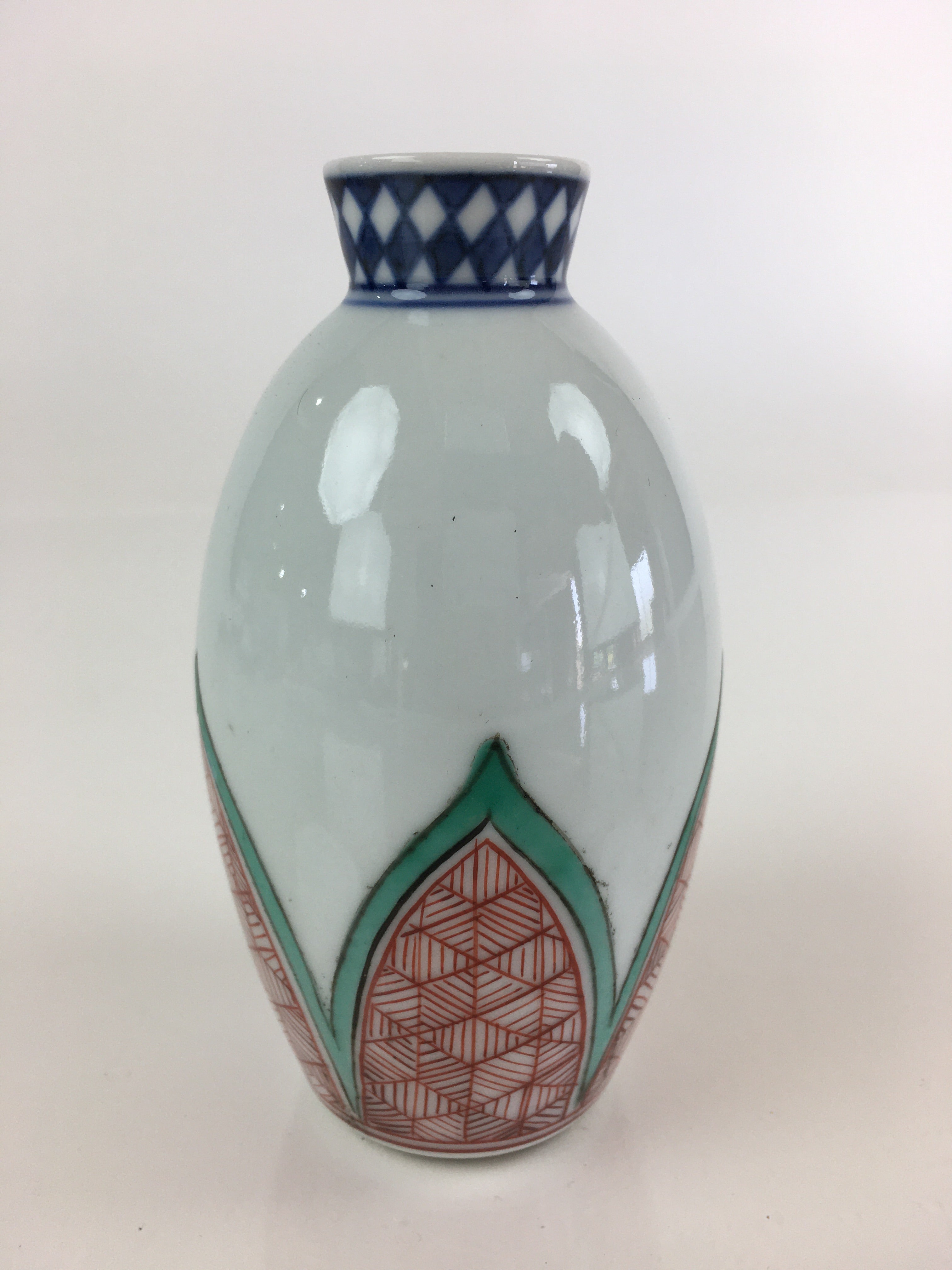 Japanese Porcelain Sake Bottle Vtg Tokkuri White Bottle Red Green Flower TS445