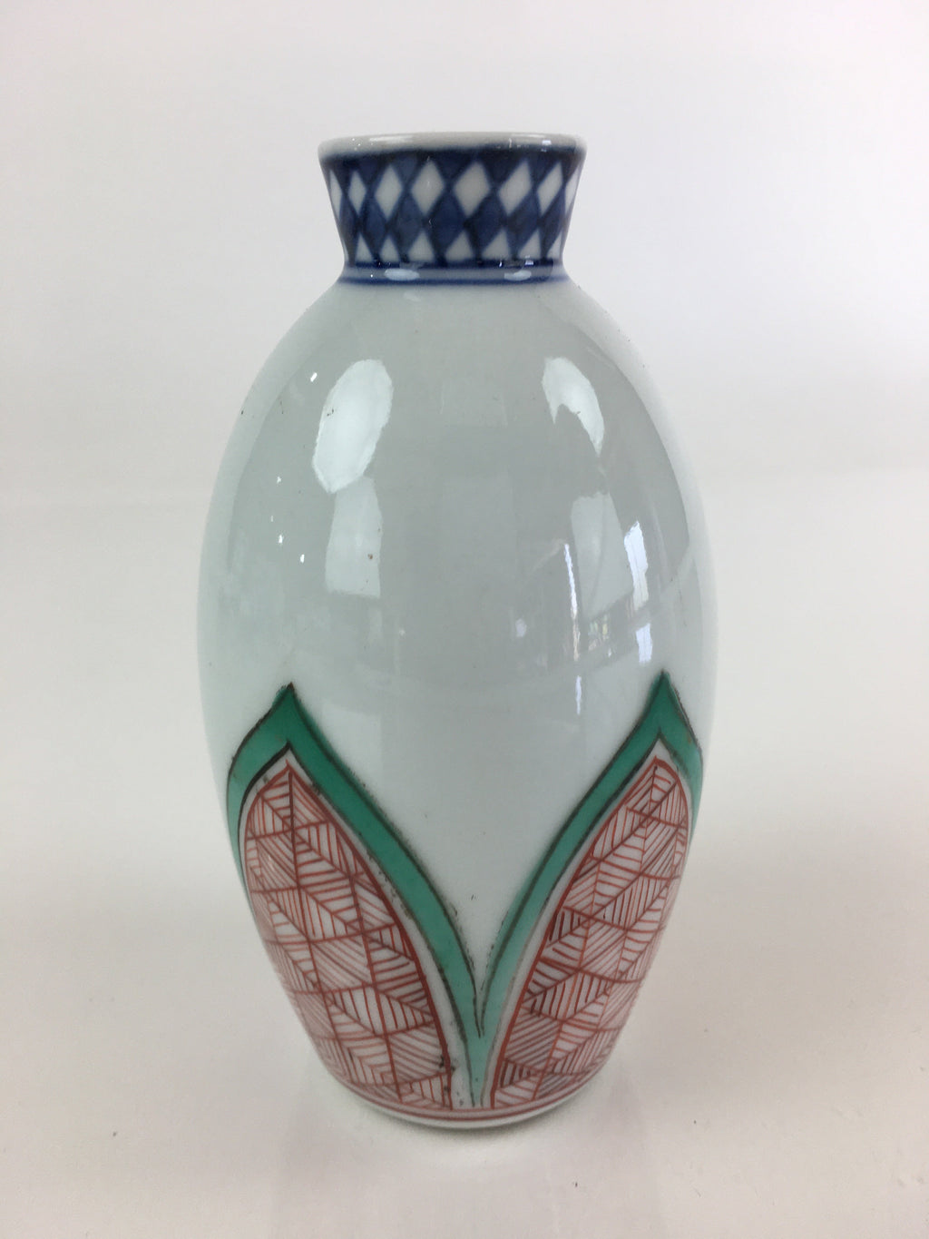 Japanese Porcelain Sake Bottle Vtg Tokkuri White Bottle Red Green Flower TS445
