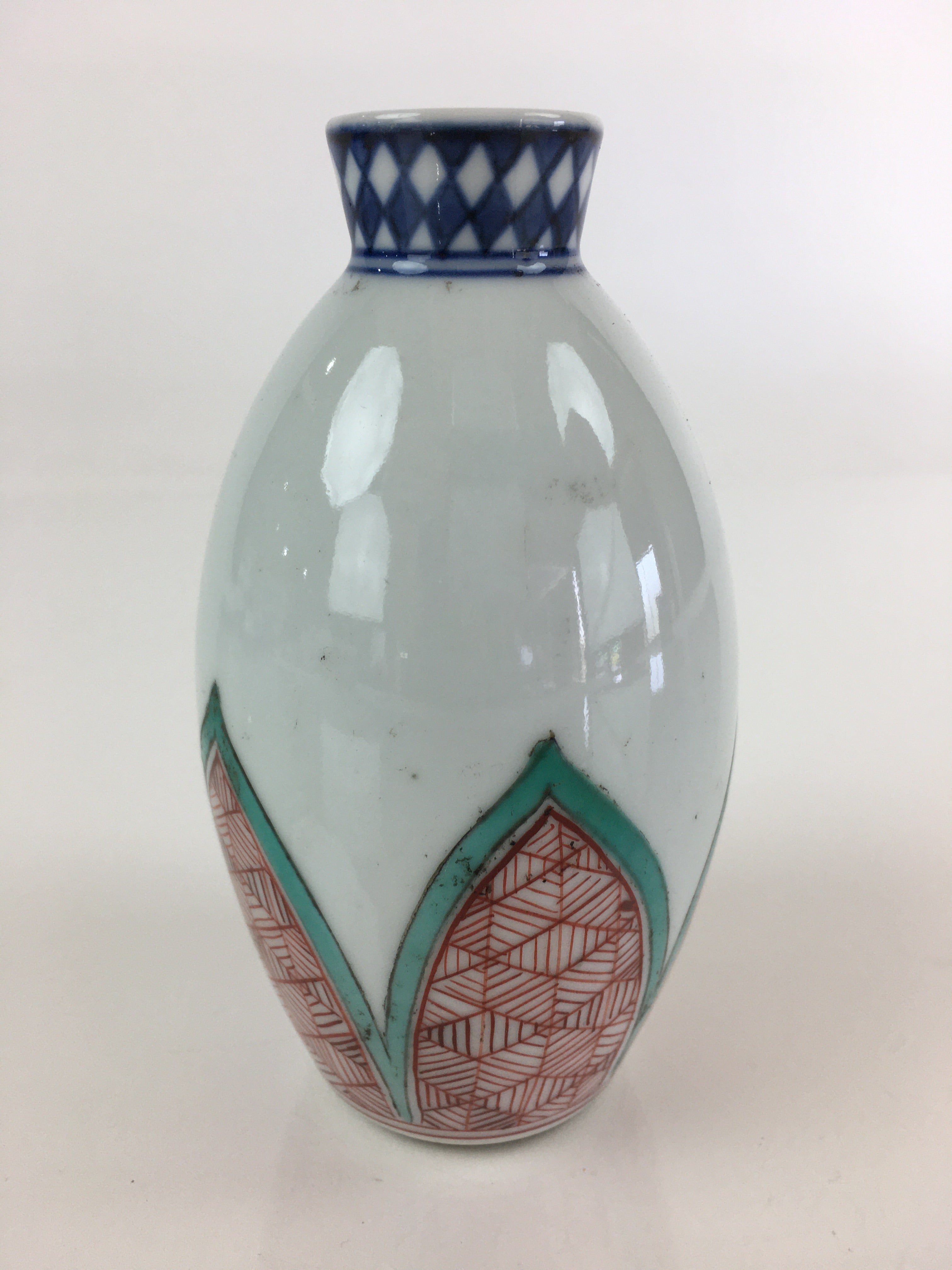 Japanese Porcelain Sake Bottle Vtg Tokkuri White Bottle Red Green Flower TS446