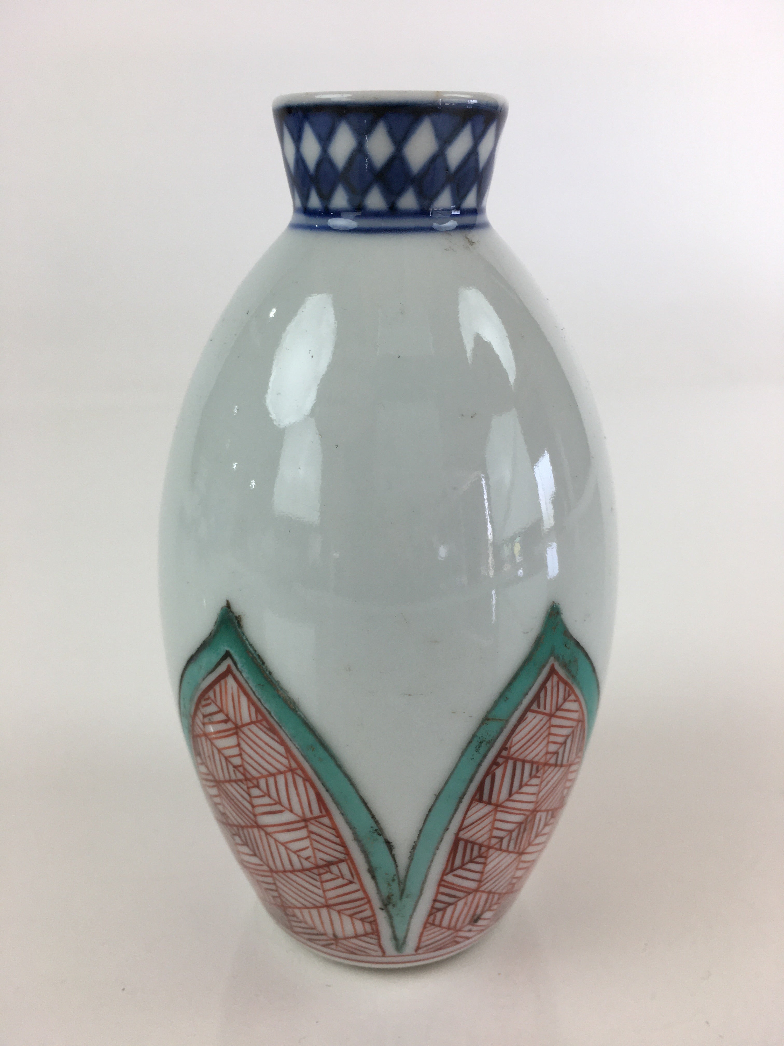 Japanese Porcelain Sake Bottle Vtg Tokkuri White Bottle Red Green Flower TS446