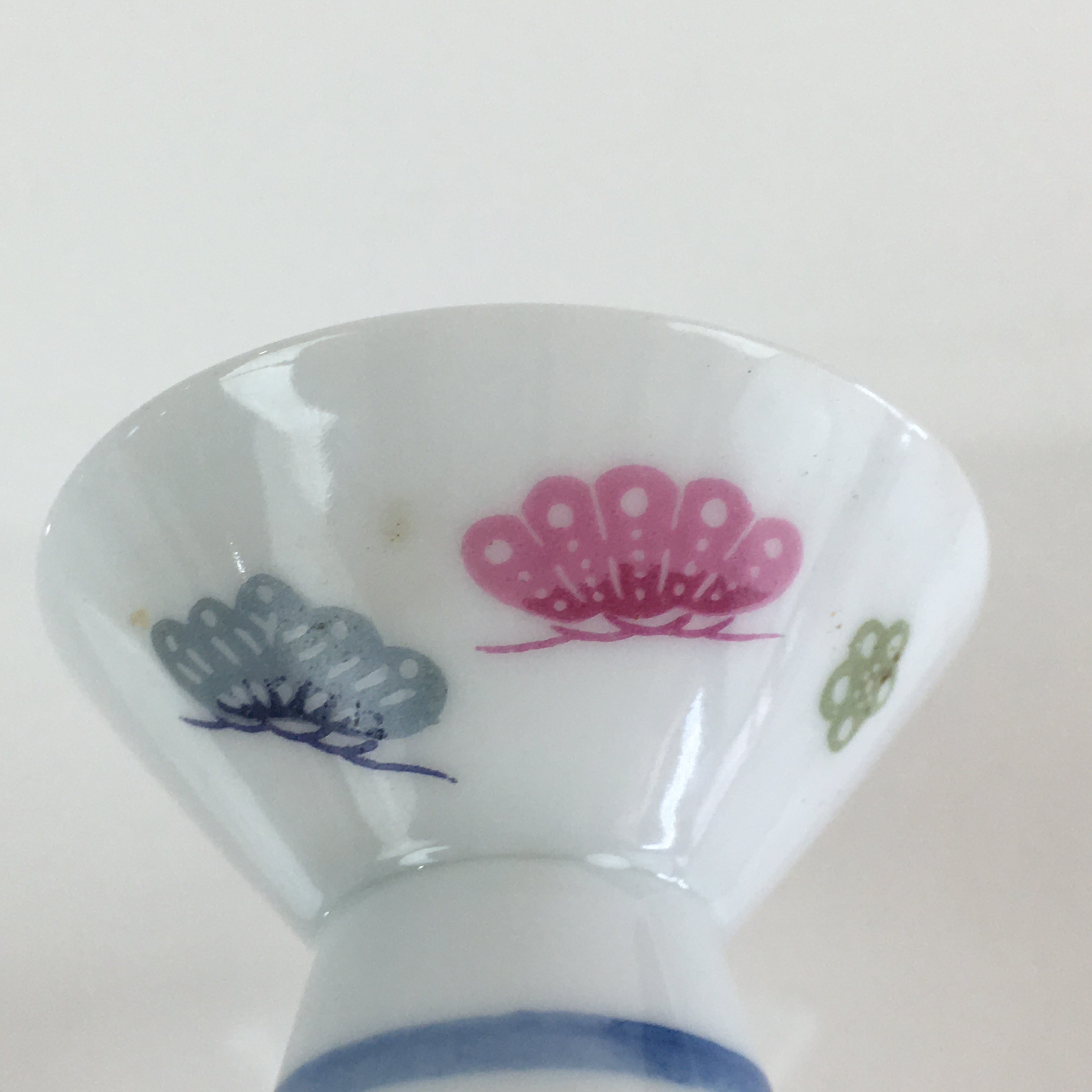 Japanese Porcelain Sake Cup 3pc Set Vtg Sakezuki Ochoko Guinomi PY112