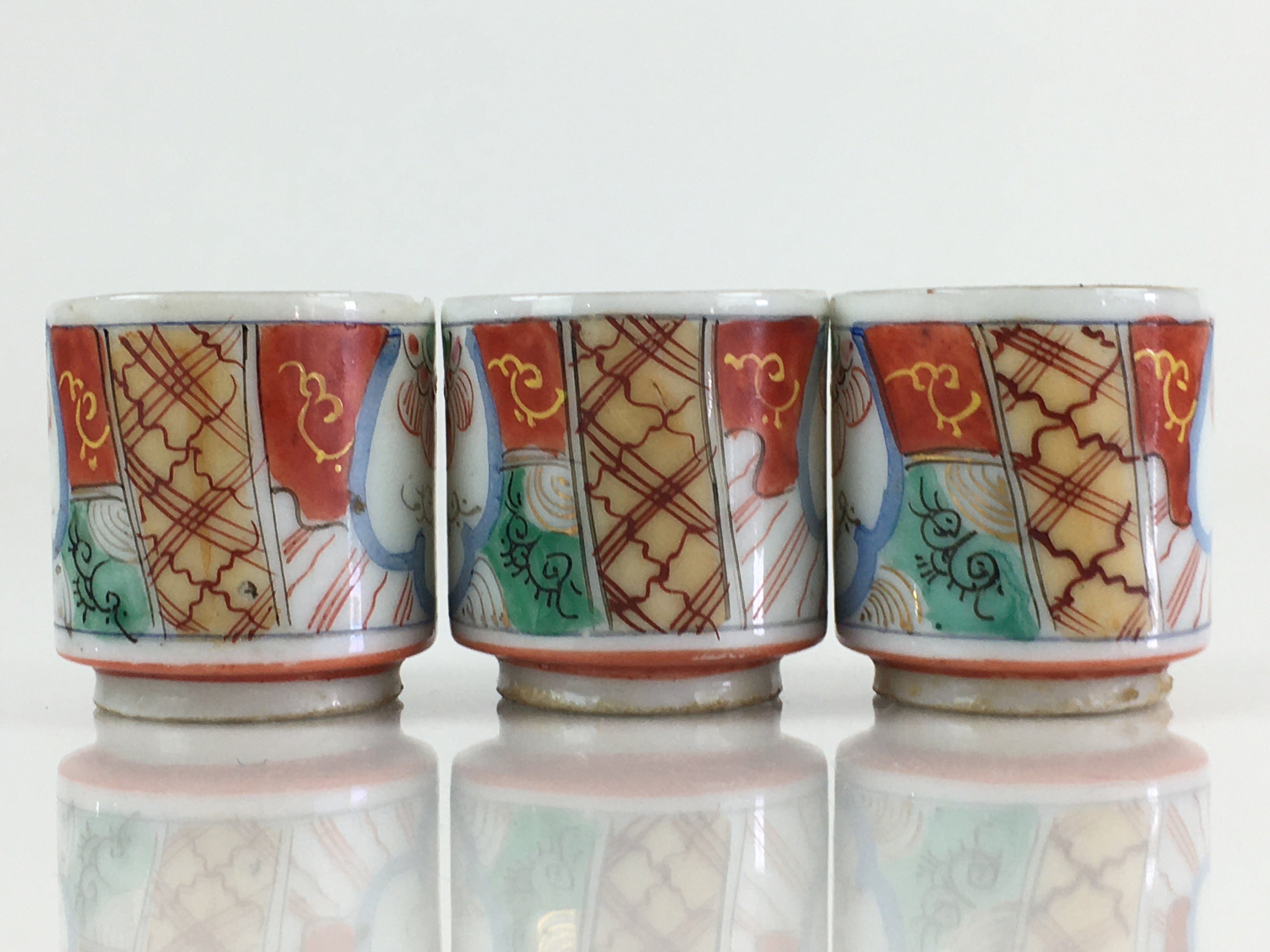 Japanese Porcelain Sake Cup 3pc Set Vtg Sakezuki Ochoko Guinomi PY131