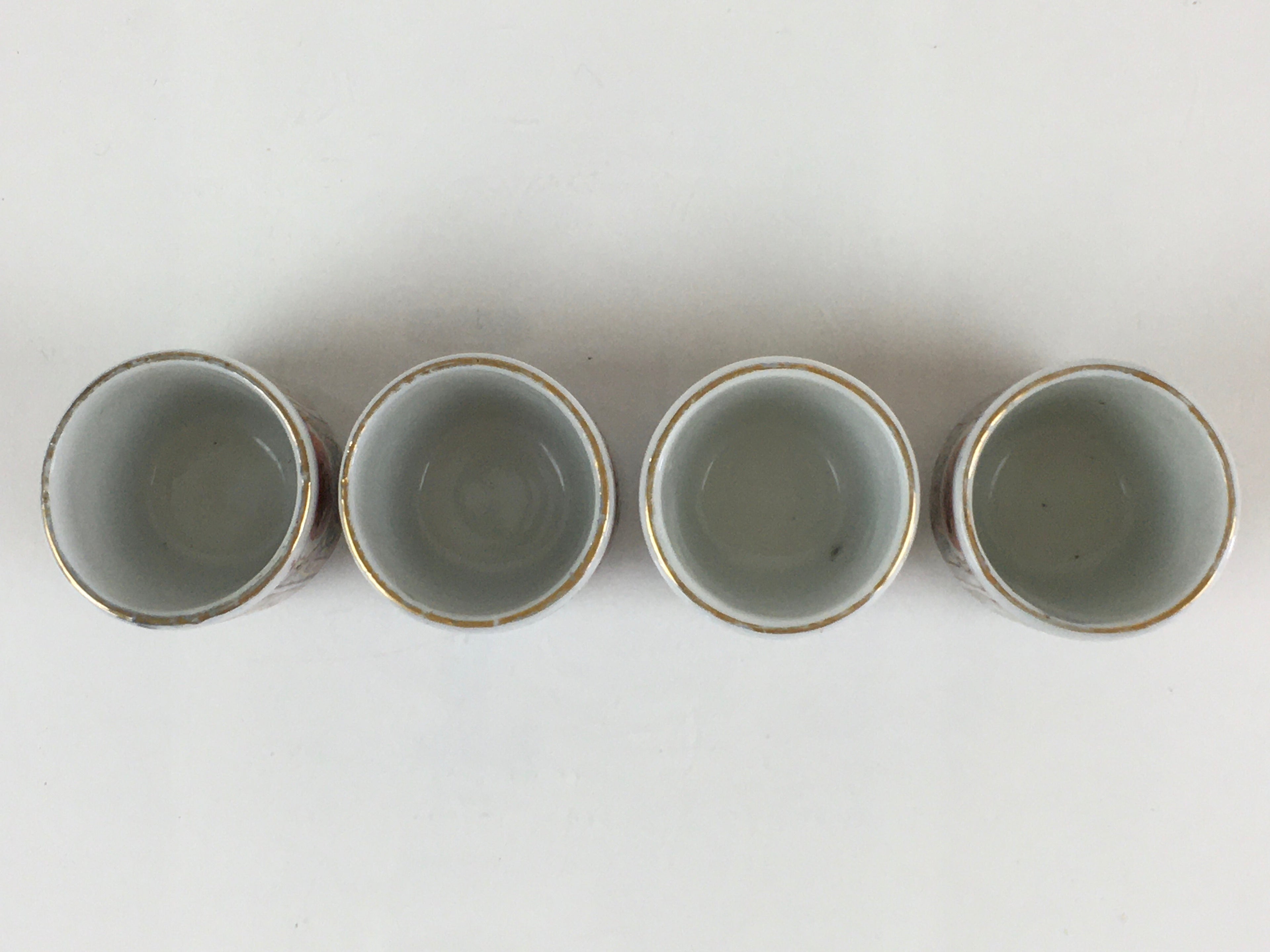 Japanese Porcelain Sake Cup 4pc Set Vtg Sakezuki Ochoko Guinomi PY129
