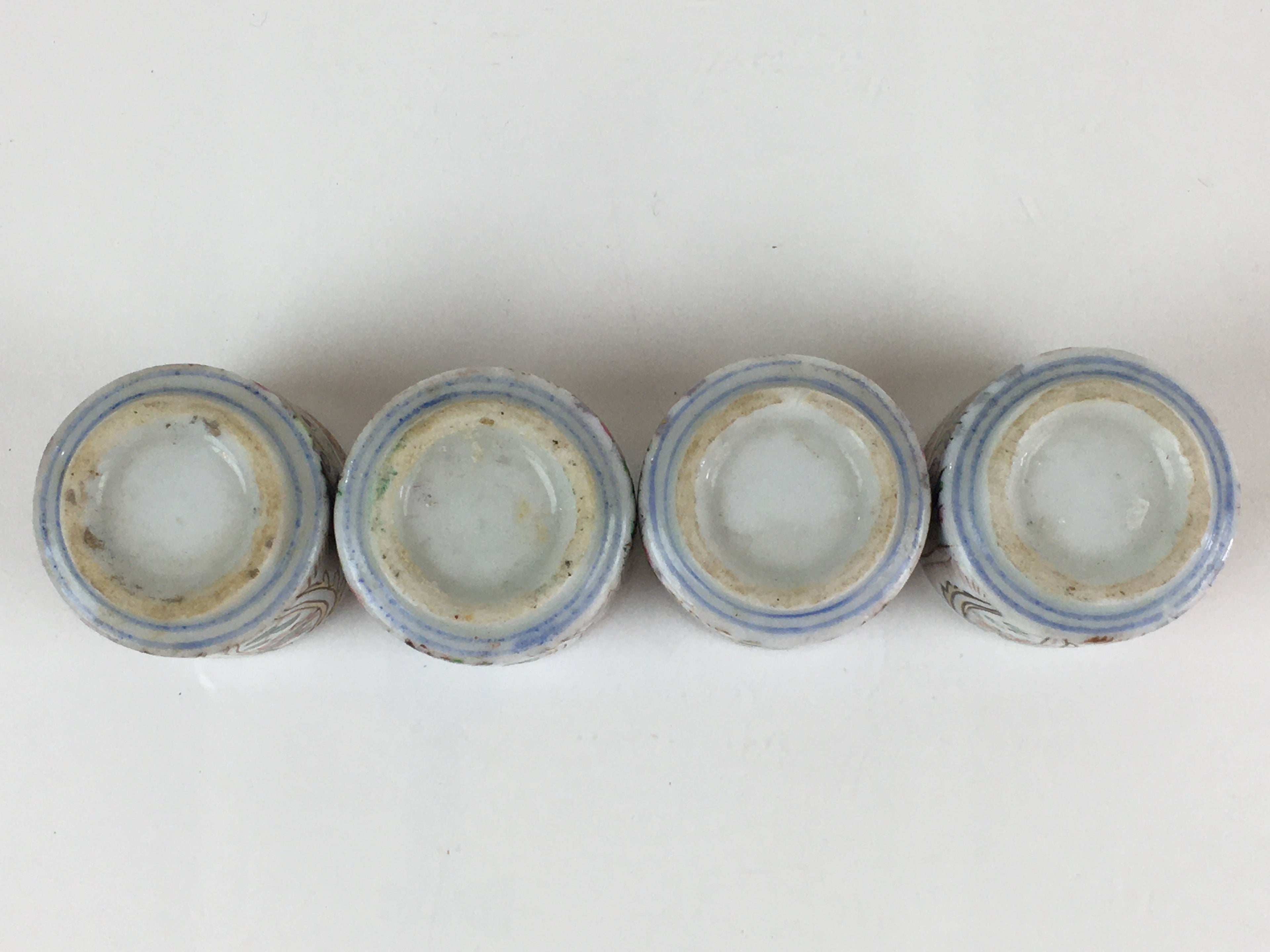Japanese Porcelain Sake Cup 4pc Set Vtg Sakezuki Ochoko Guinomi PY130