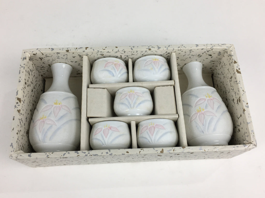 Japanese Porcelain Sake Cup Bottle Set Iris Floral Guinomi Tokkuri White PX589