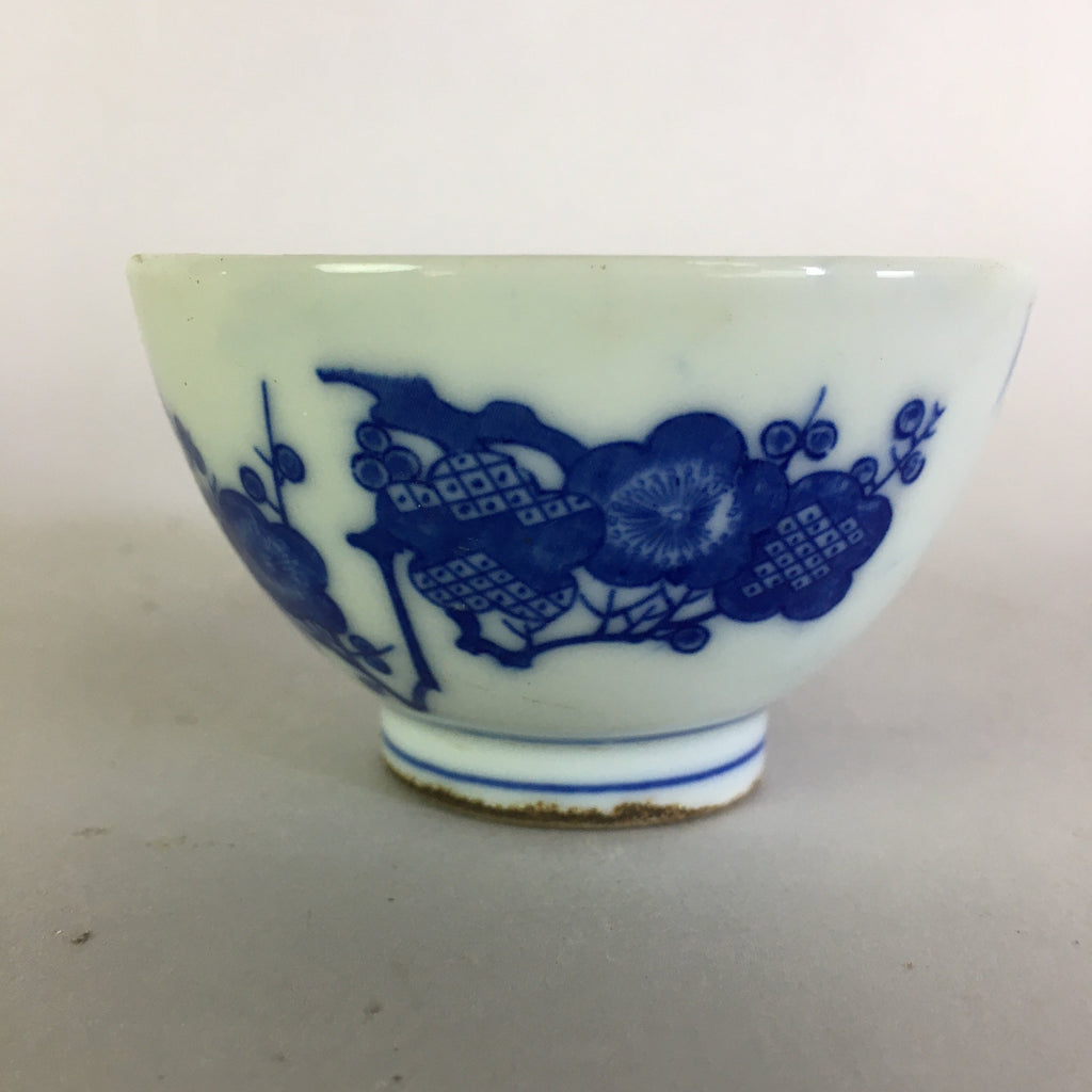 Japanese Porcelain Sake Cup Guinomi Sakazuki Vtg Blue Plum Blossom GU884