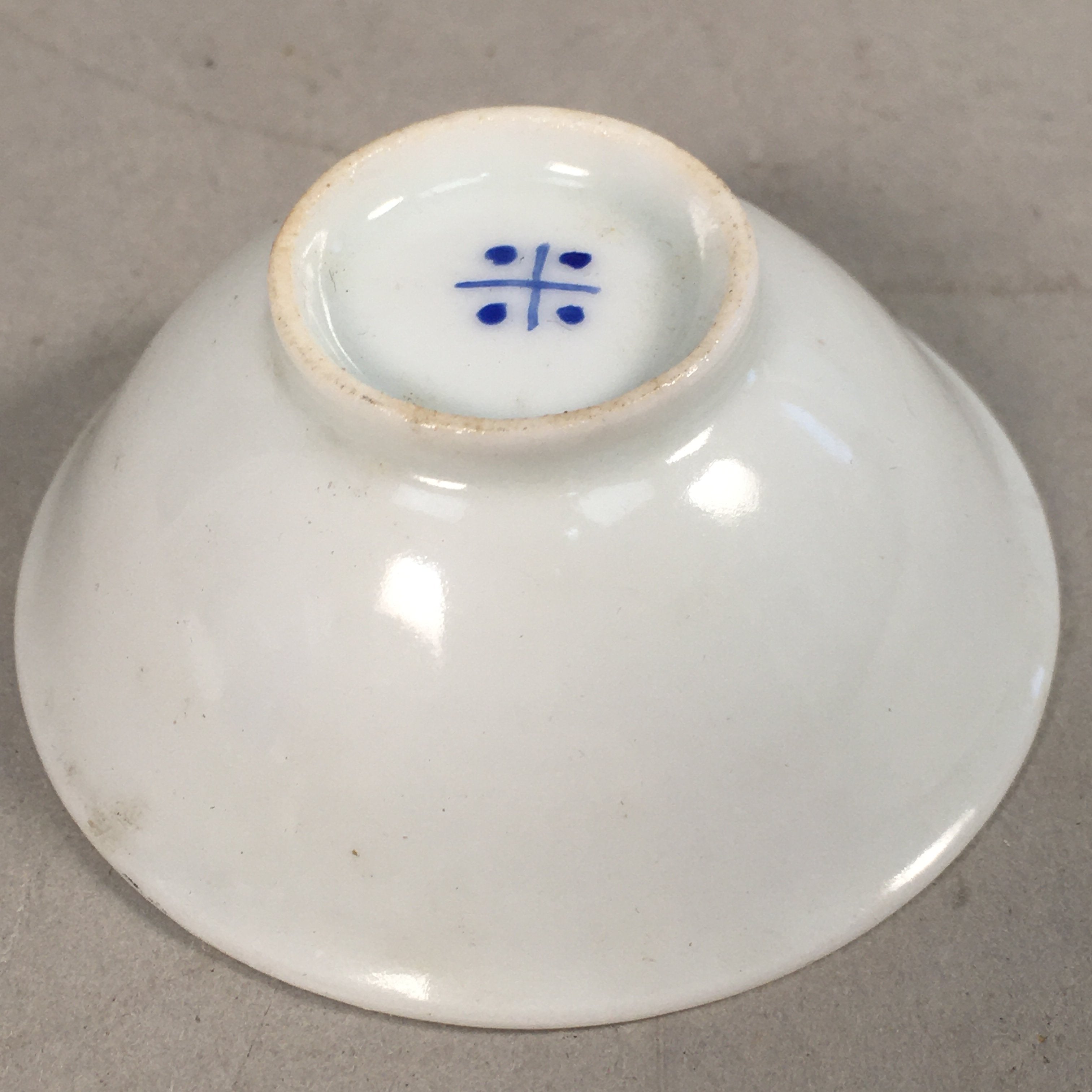 Japanese Porcelain Sake Cup Guinomi Sakazuki Vtg Blue White GU793