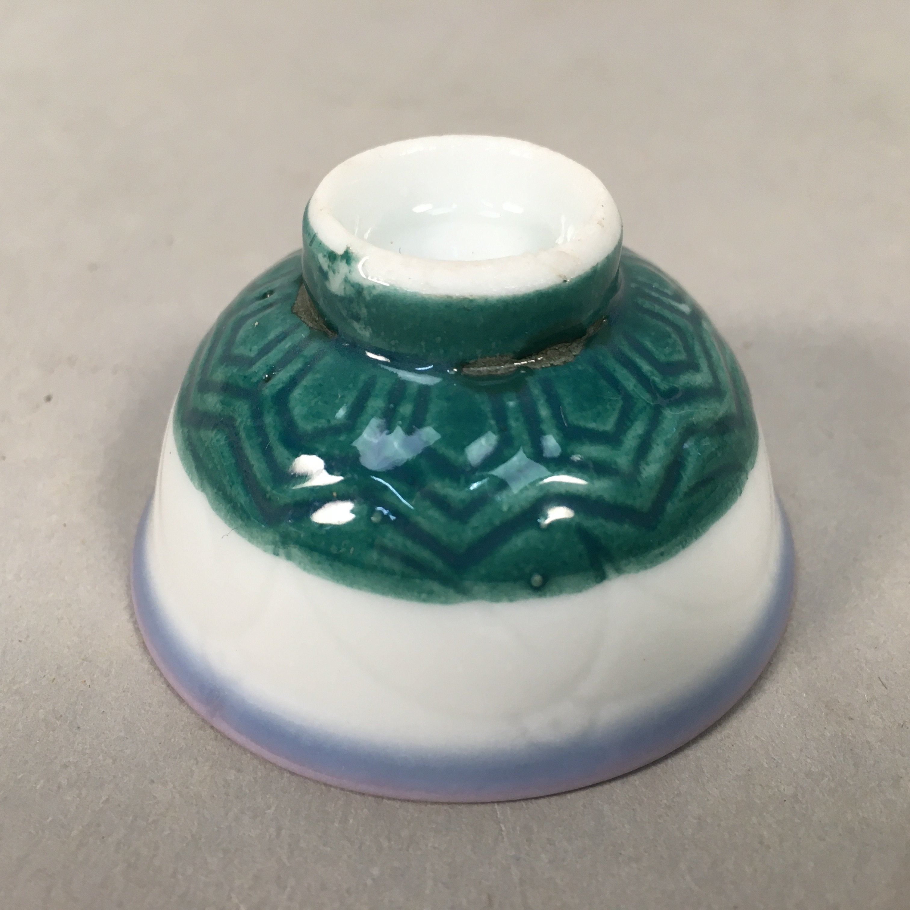 Japanese Porcelain Sake Cup Guinomi Sakazuki Vtg Blue White Green GU851
