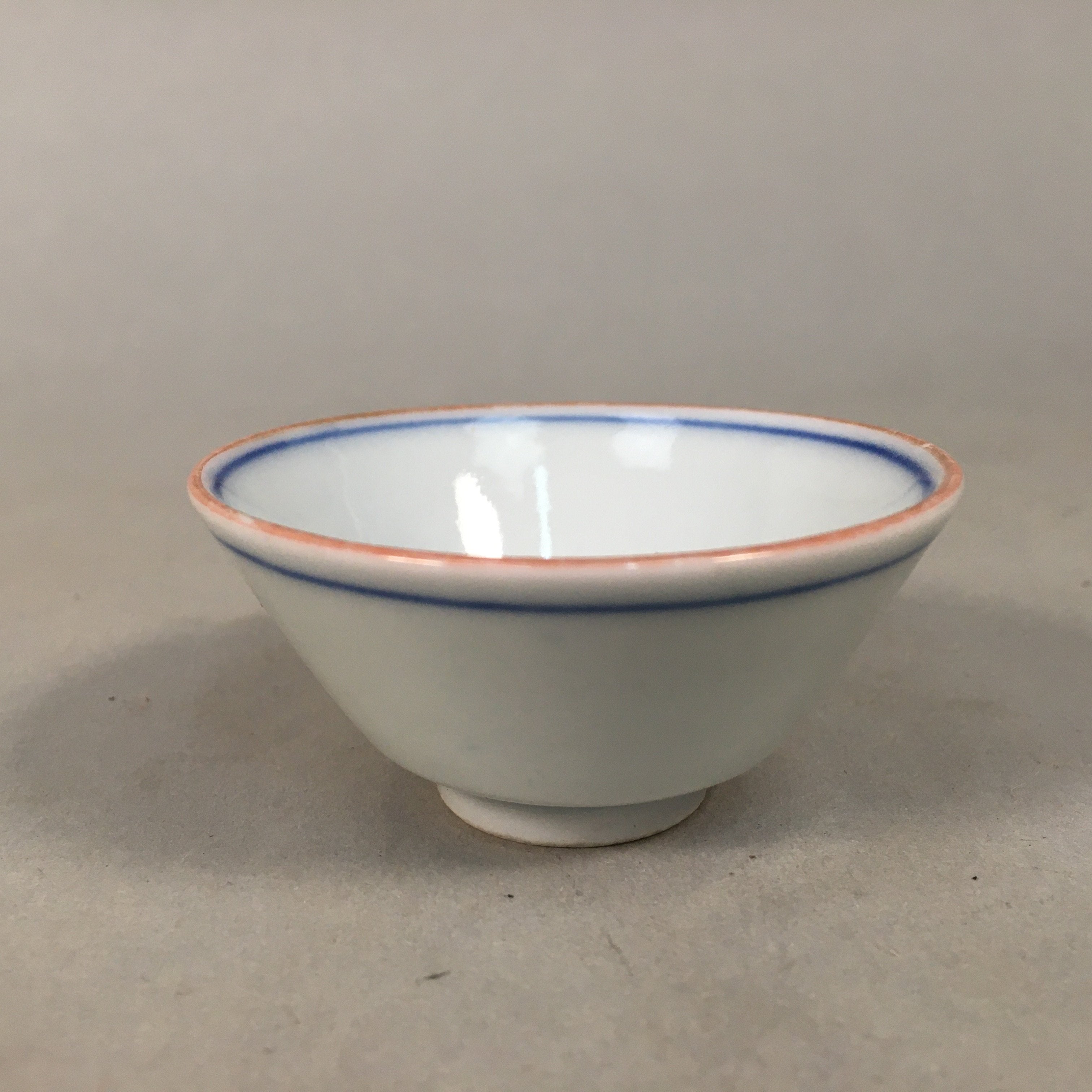 Japanese Porcelain Sake Cup Guinomi Sakazuki Vtg Blue White Kanji GU850