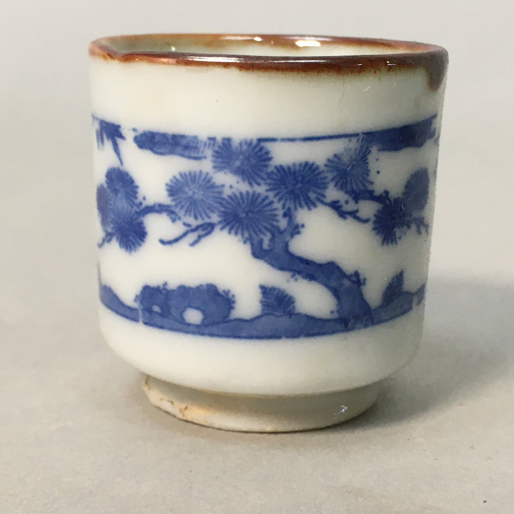 Japanese Porcelain Sake Cup Guinomi Sakazuki Vtg Blue White Lucky Plants GU759