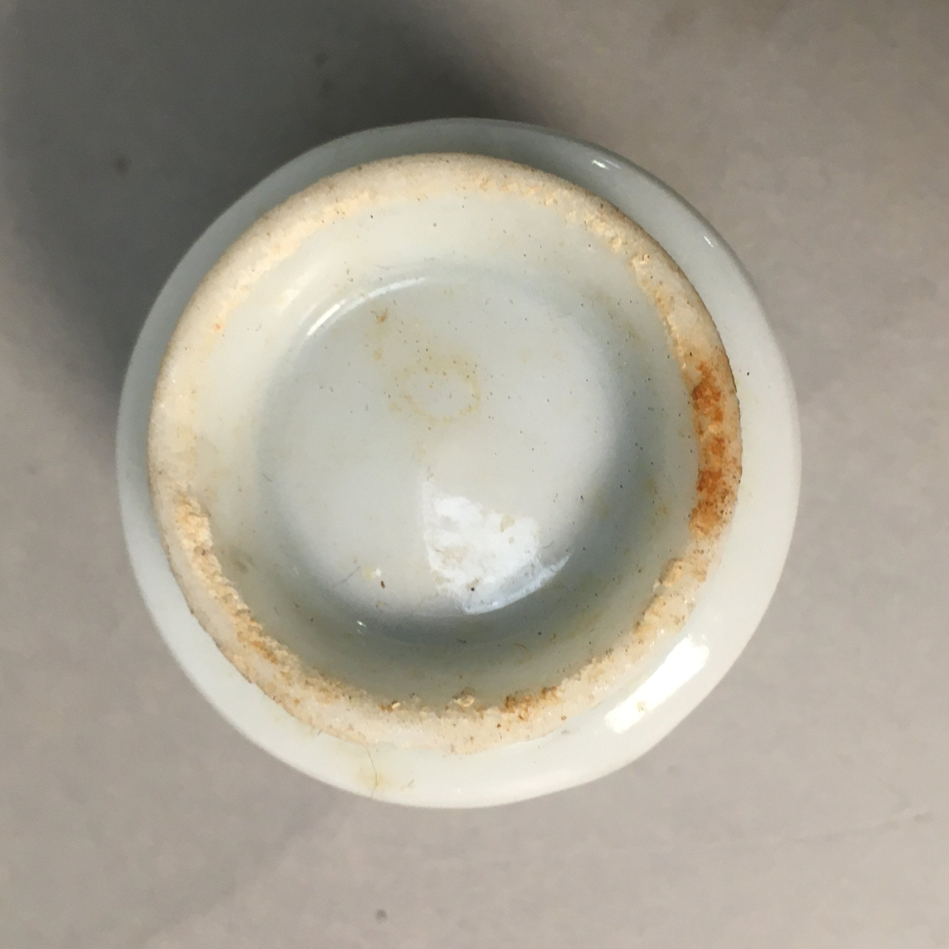 Japanese Porcelain Sake Cup Guinomi Sakazuki Vtg Blue White Lucky Plants GU760