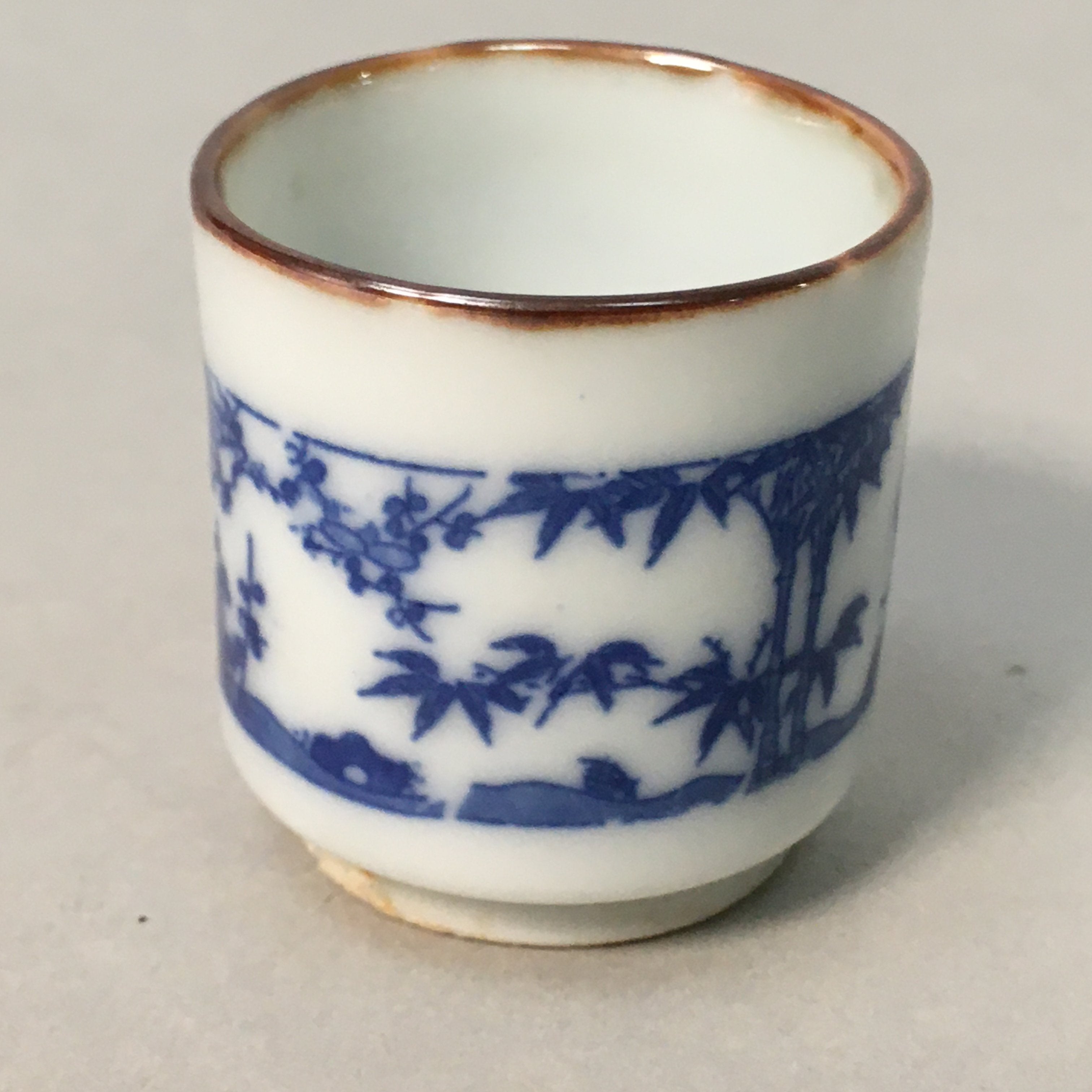 Japanese Porcelain Sake Cup Guinomi Sakazuki Vtg Blue White Lucky Plants GU760