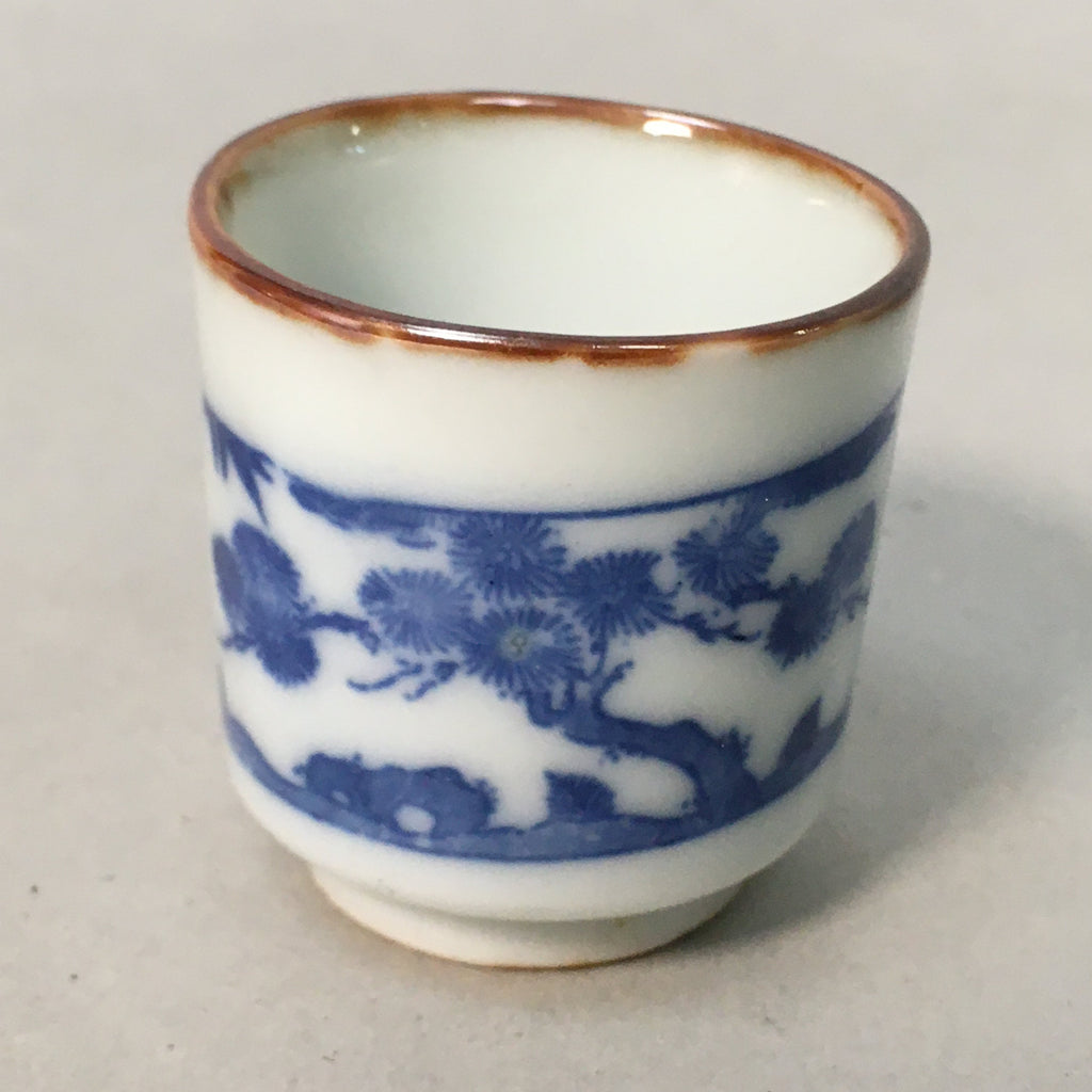 Japanese Porcelain Sake Cup Guinomi Sakazuki Vtg Blue White Lucky Plants GU765