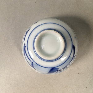 Japanese Porcelain Sake Cup Guinomi Sakazuki Vtg Blue White Mountain GU836