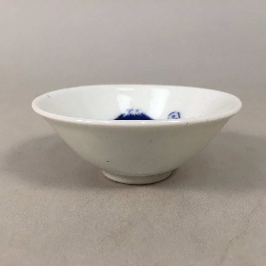 Japanese Porcelain Sake Cup Guinomi Sakazuki Vtg Blue White Mt.Fuji GU857