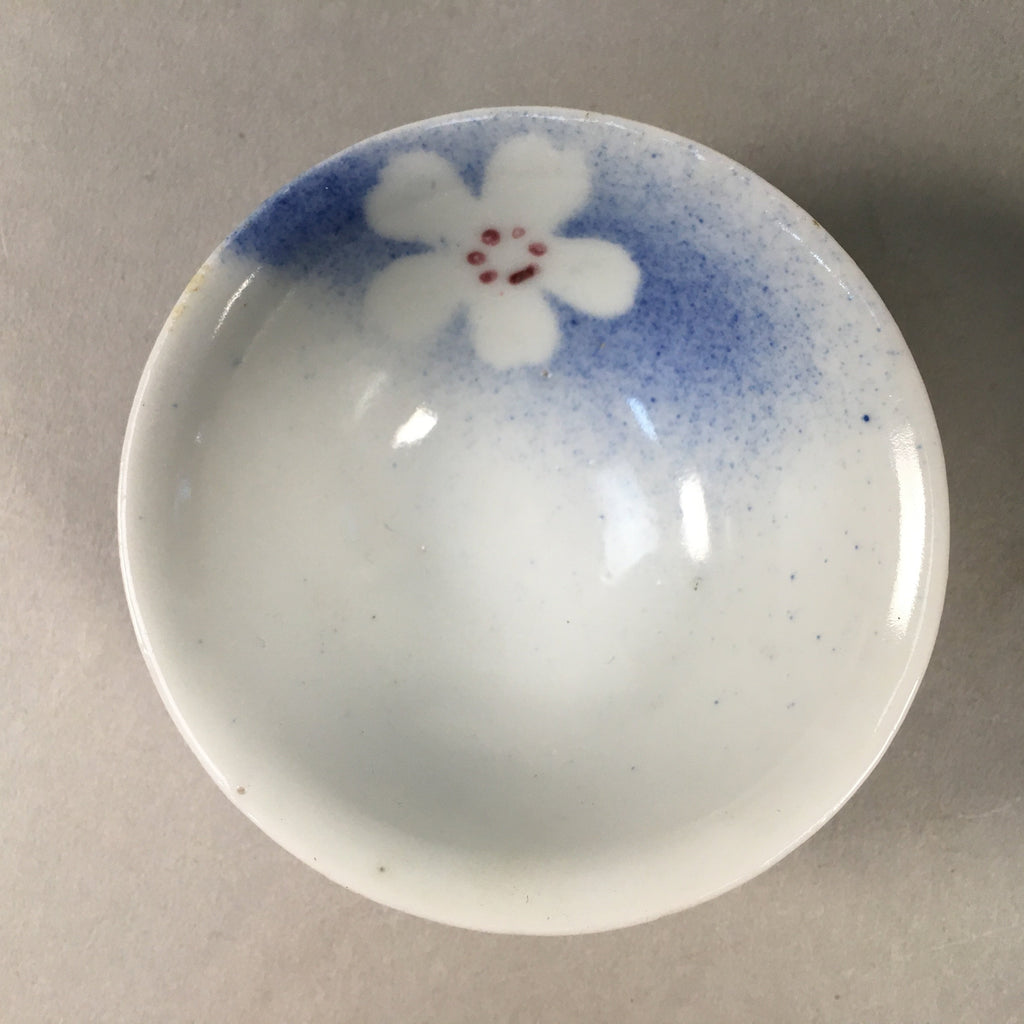 Japanese Porcelain Sake Cup Guinomi Sakazuki Vtg Blue White Plum Blossom GU855