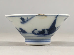 Japanese Porcelain Sake Cup Guinomi Sakazuki Vtg Blue White Sometsuke GU810