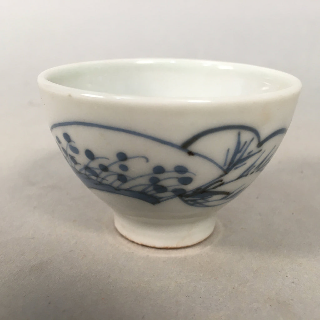 Japanese Porcelain Sake Cup Guinomi Sakazuki Vtg Blue White Sometsuke GU822