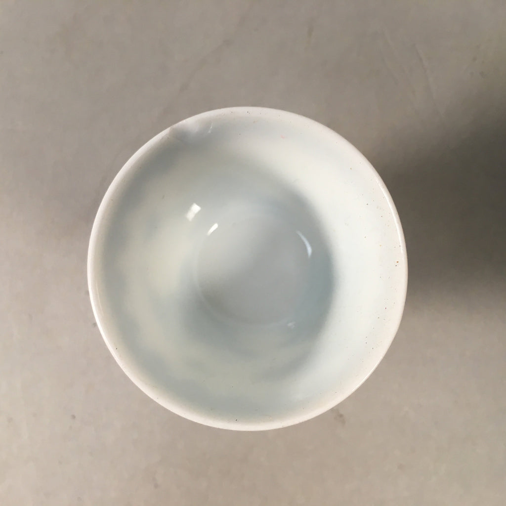 Japanese Porcelain Sake Cup Guinomi Sakazuki Vtg Blue White Sometsuke GU828