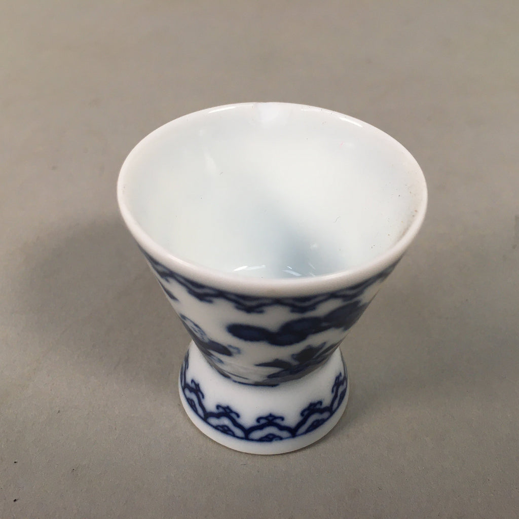 Japanese Porcelain Sake Cup Guinomi Sakazuki Vtg Blue White Sometsuke GU828