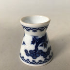 Japanese Porcelain Sake Cup Guinomi Sakazuki Vtg Blue White Sometsuke GU828