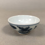 Japanese Porcelain Sake Cup Guinomi Sakazuki Vtg Blue White Sometsuke GU841