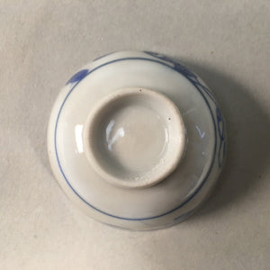 Japanese Porcelain Sake Cup Guinomi Sakazuki Vtg Blue White Sometsuke GU866