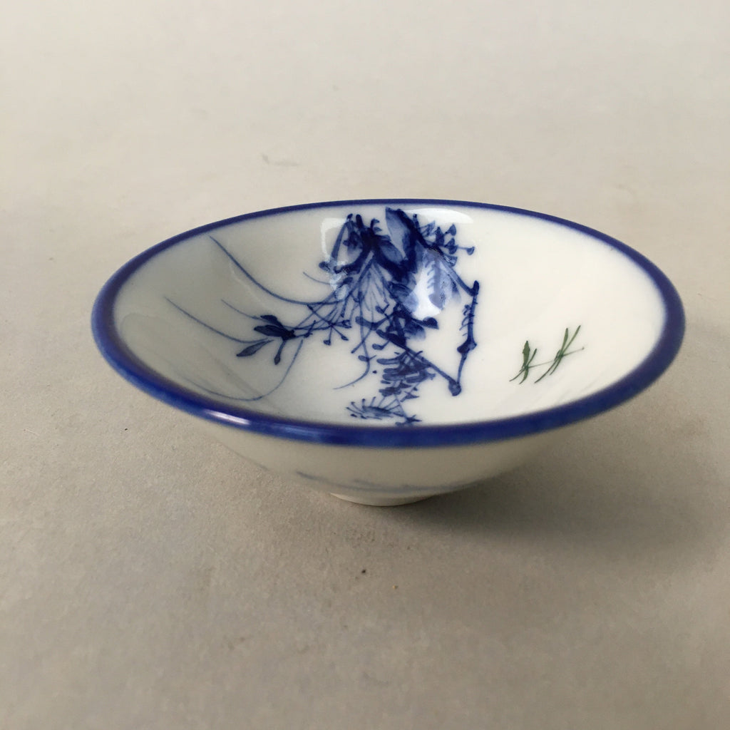 Japanese Porcelain Sake Cup Guinomi Sakazuki Vtg Blue White Sometsuke GU871