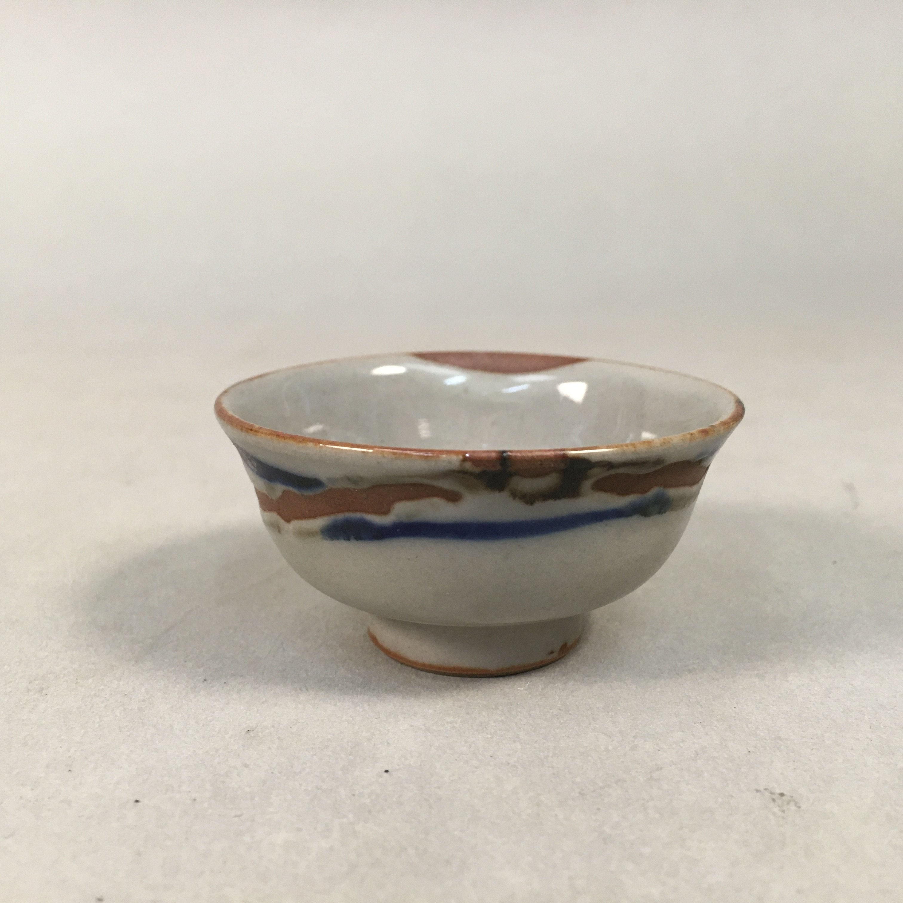 Japanese Porcelain Sake Cup Guinomi Sakazuki Vtg Brown Gray GU833